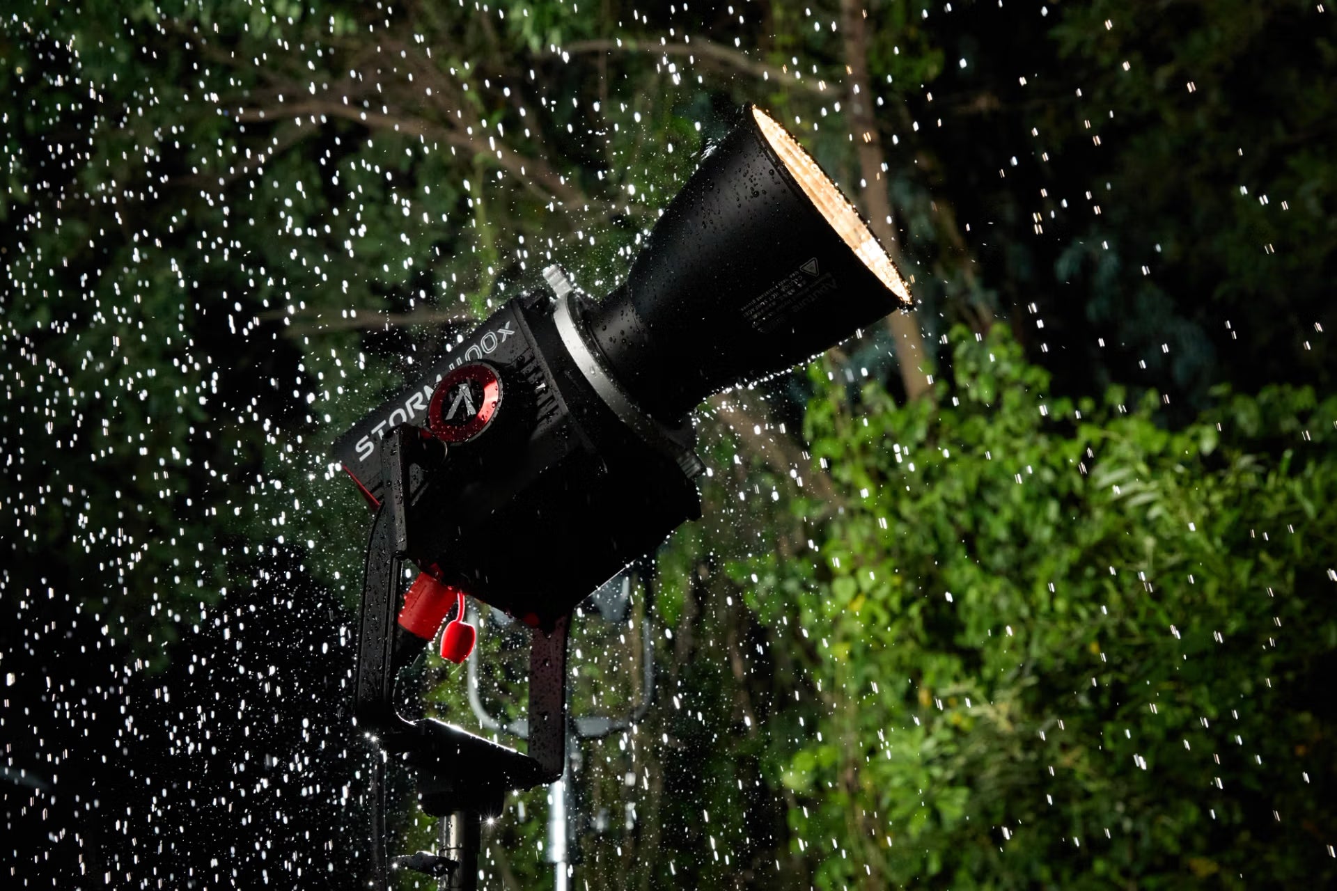 Aputure Storm 400x (UK)