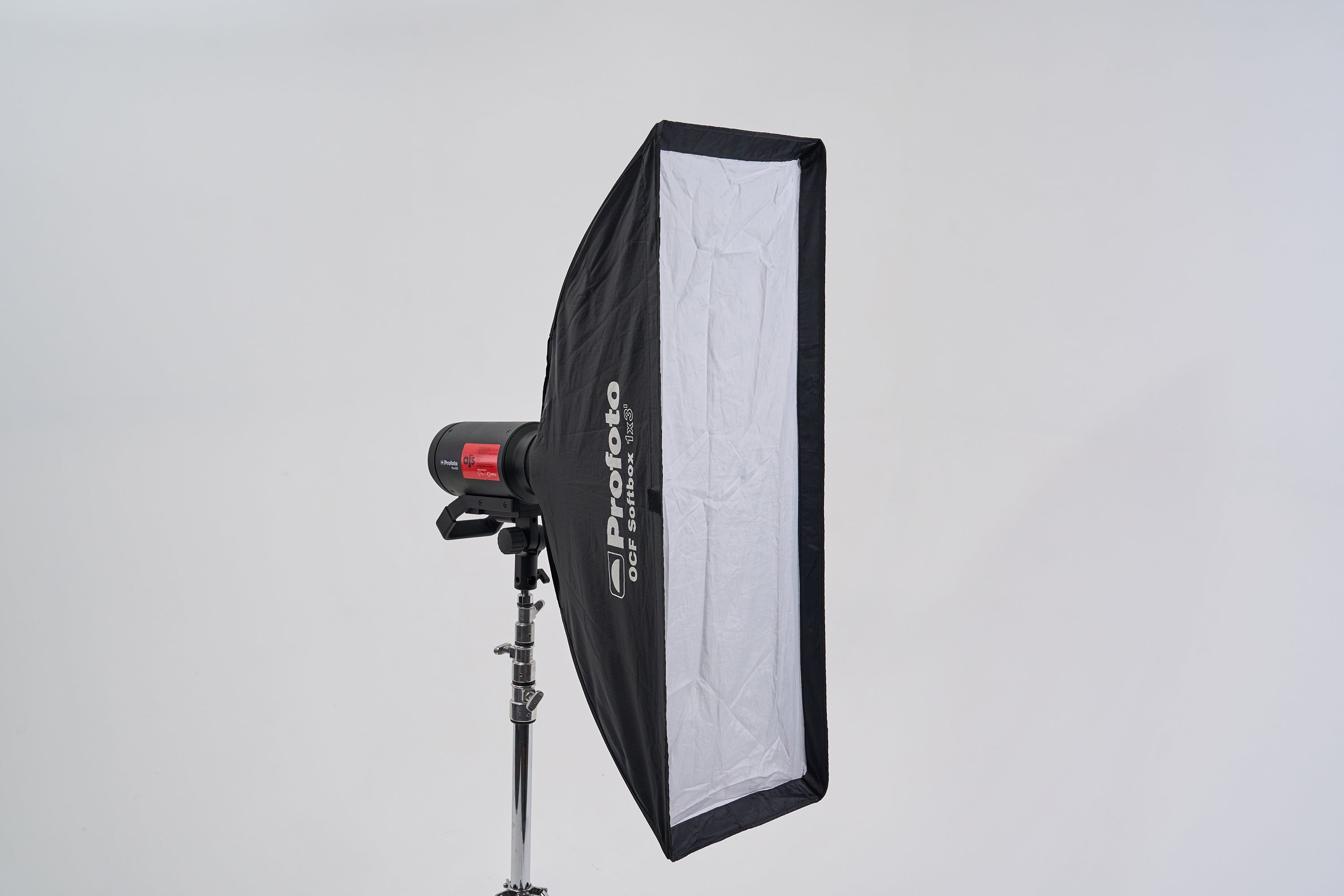 Profoto OCF Softbox 1x3' (30x90cm) Strip With Softgrid (EX DEMO)