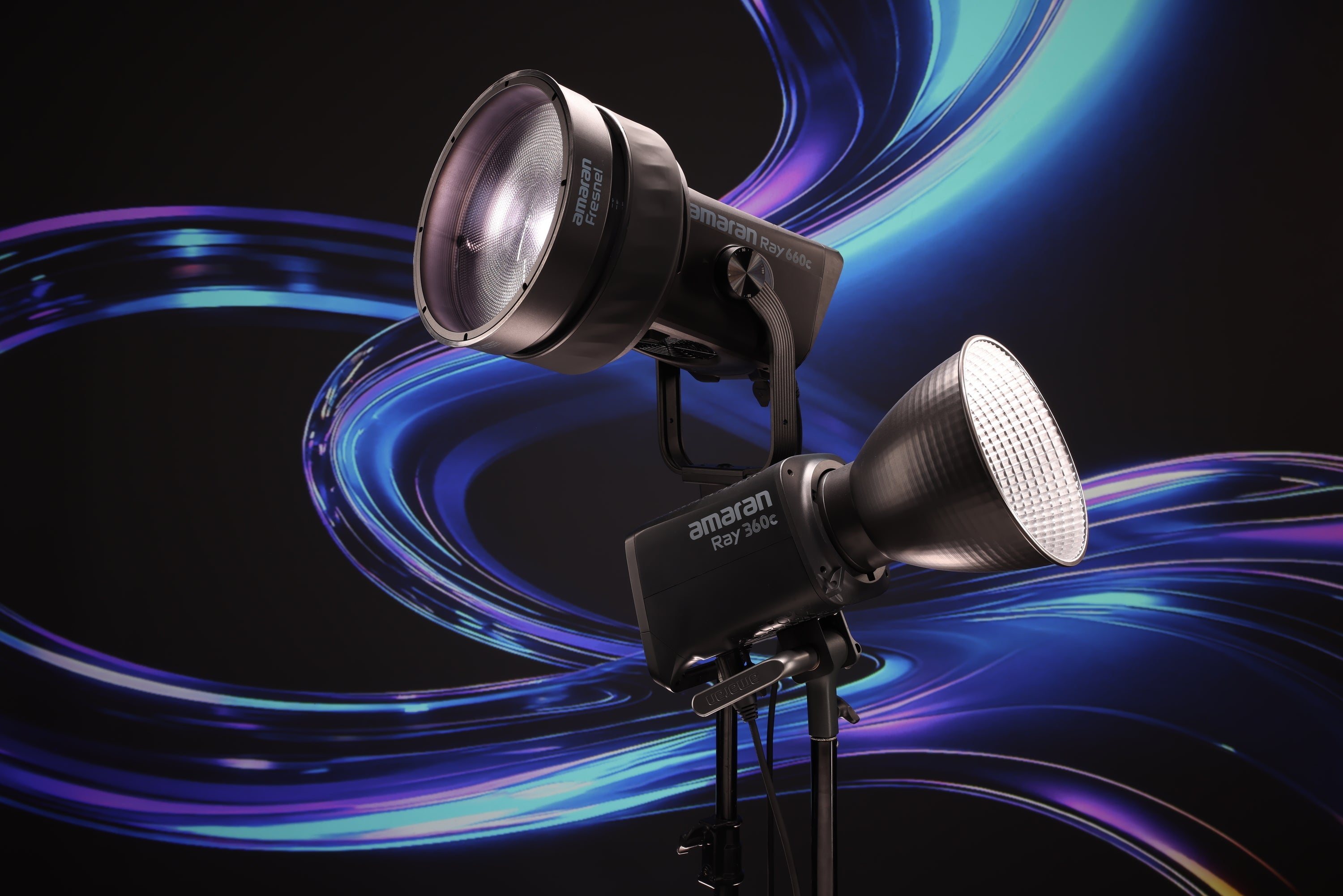 amaran ray light with fresnel or reflector connected.