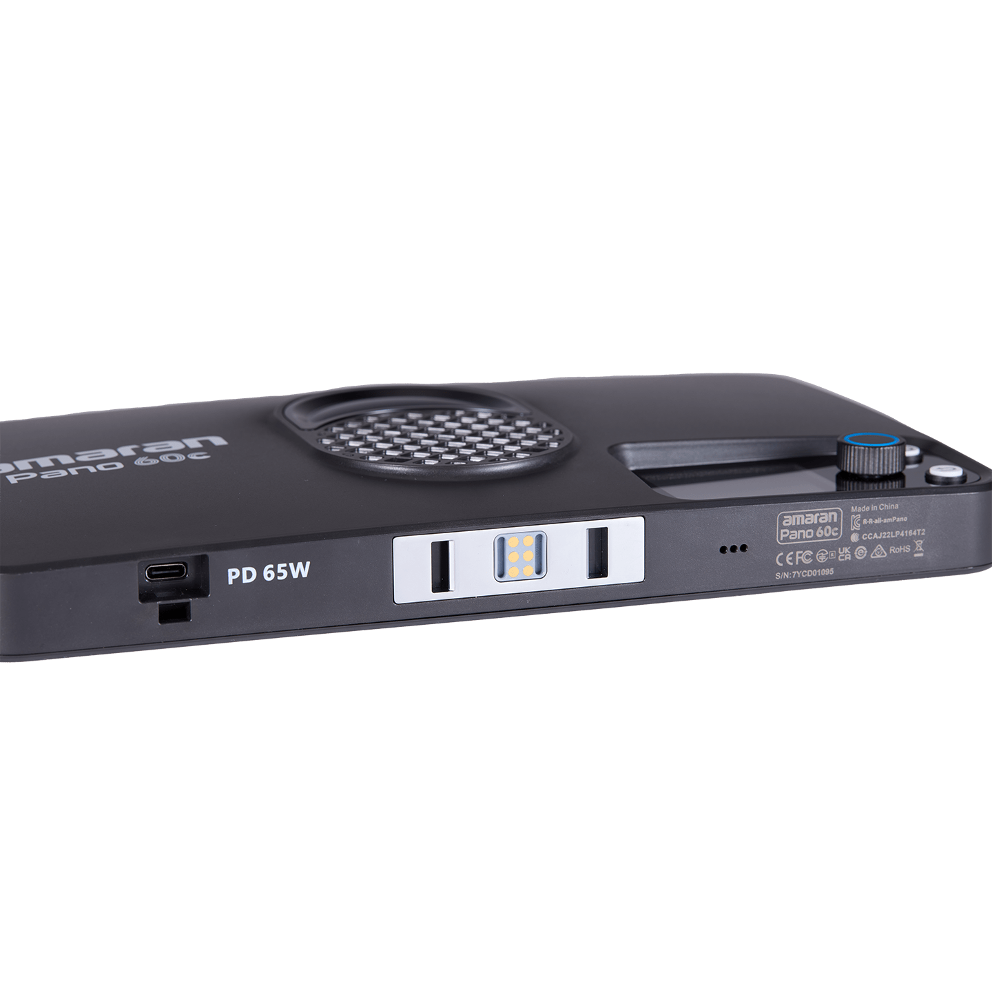 Side view of an amaran Pano 60c.