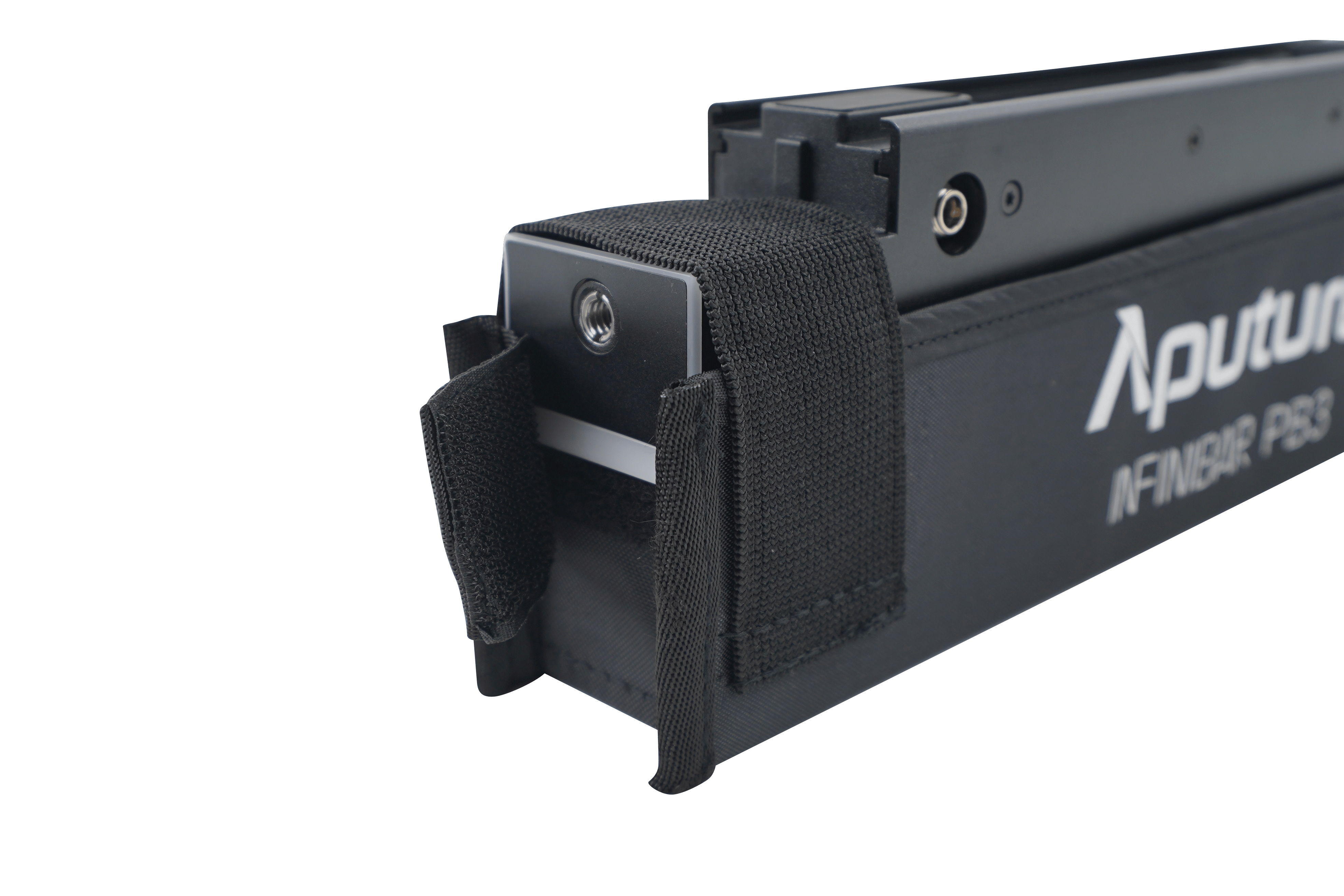 Close-up on the end of the Aputure INFINIBAR PB3 Light Control Grid (45 degree).