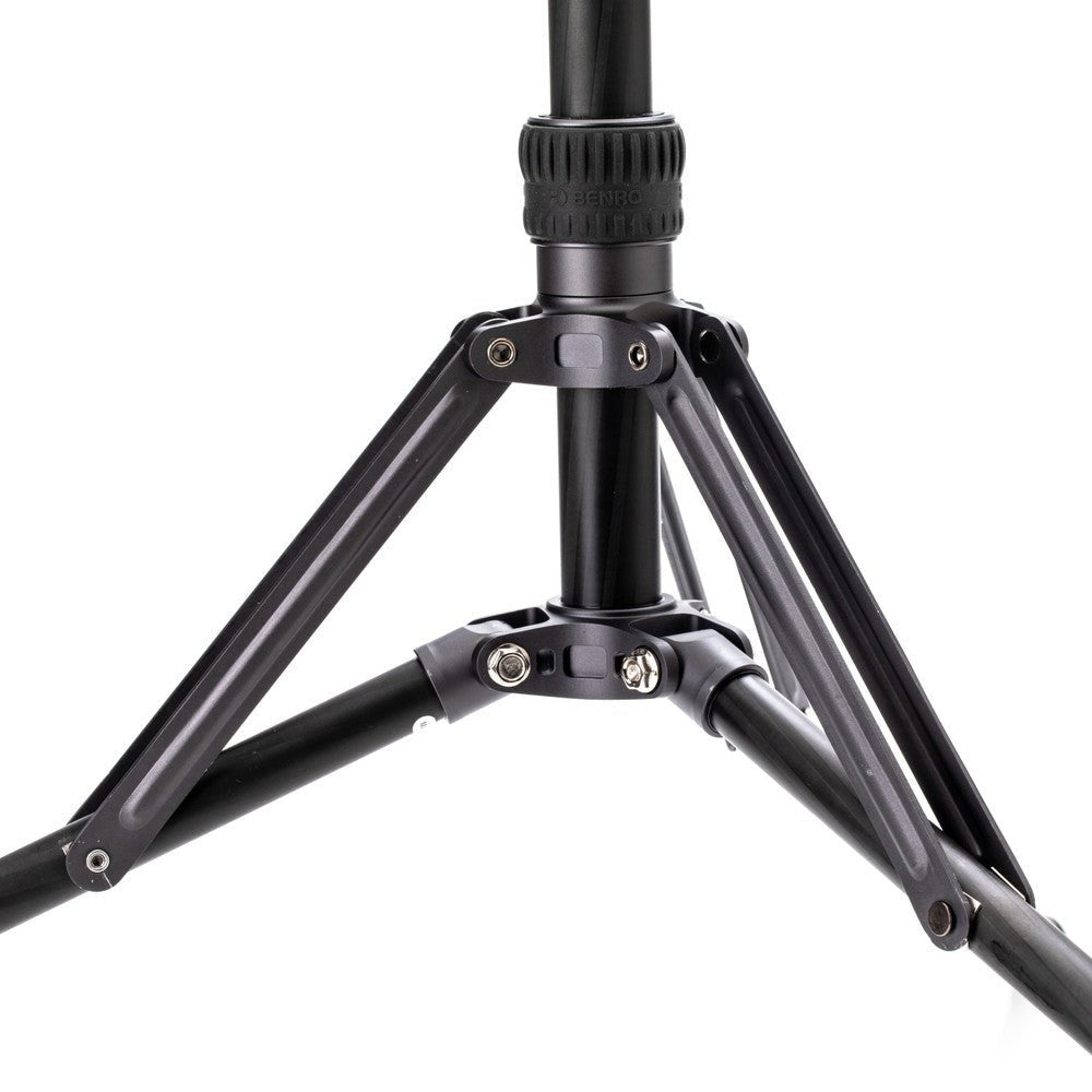 Compact ightweight carbon travel lighting stand showing the spreader.