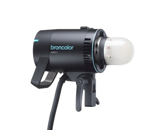 Broncolor Pulso L 3200J Lamp.