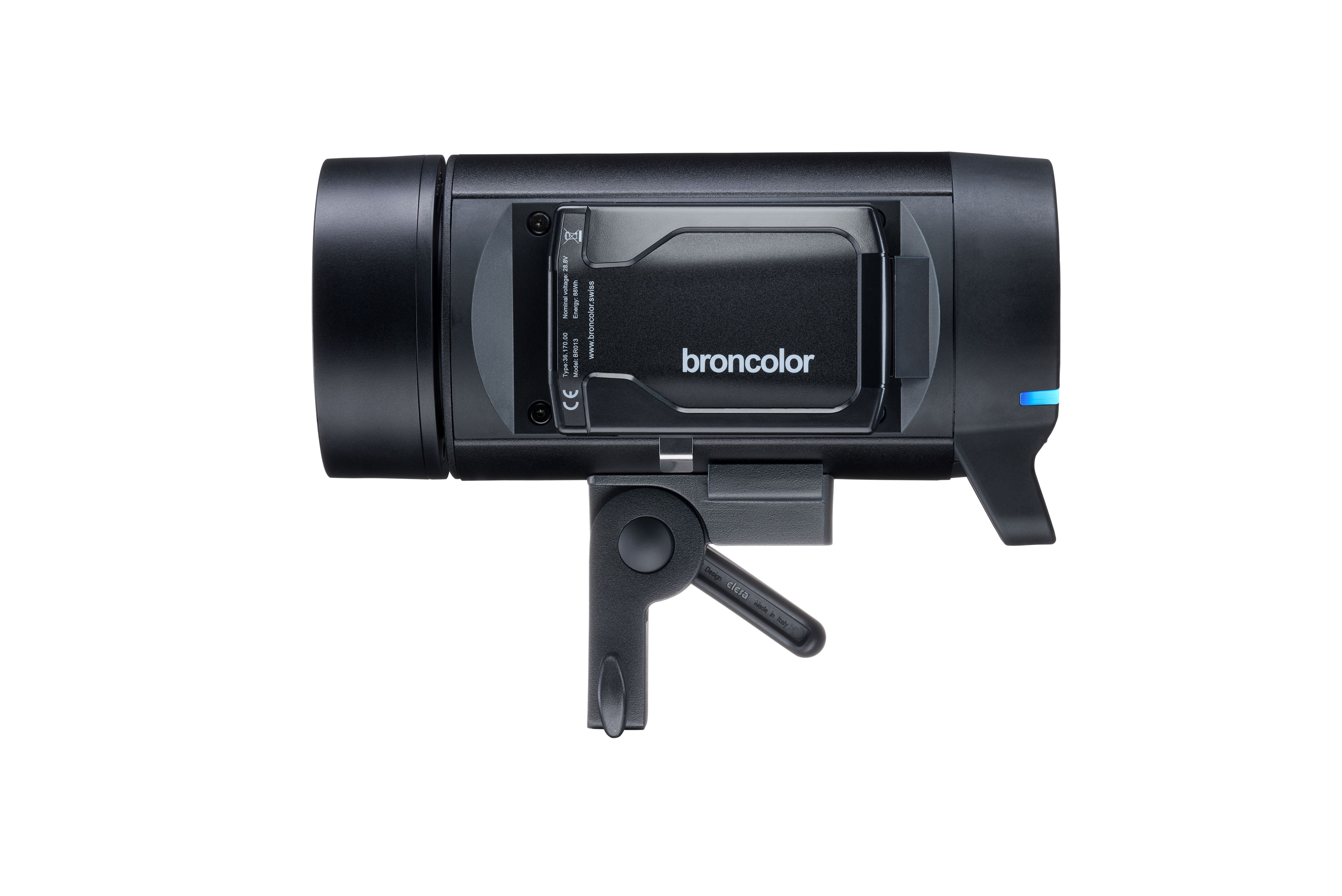 Side view of the Broncolor Stelos 800 L Monolight on a white background.