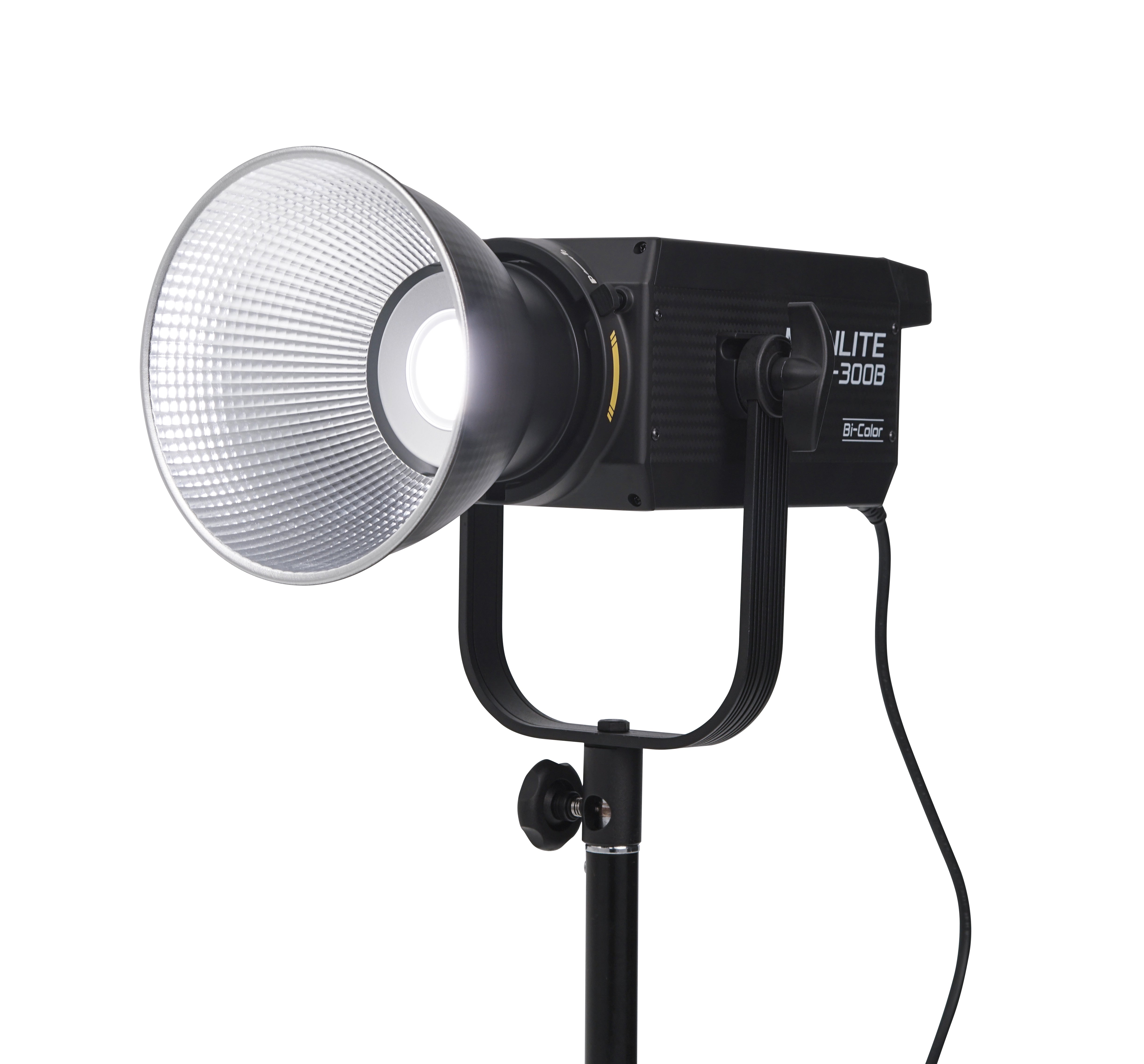 NANLITE FS-300B LED Bi-color Spot Light