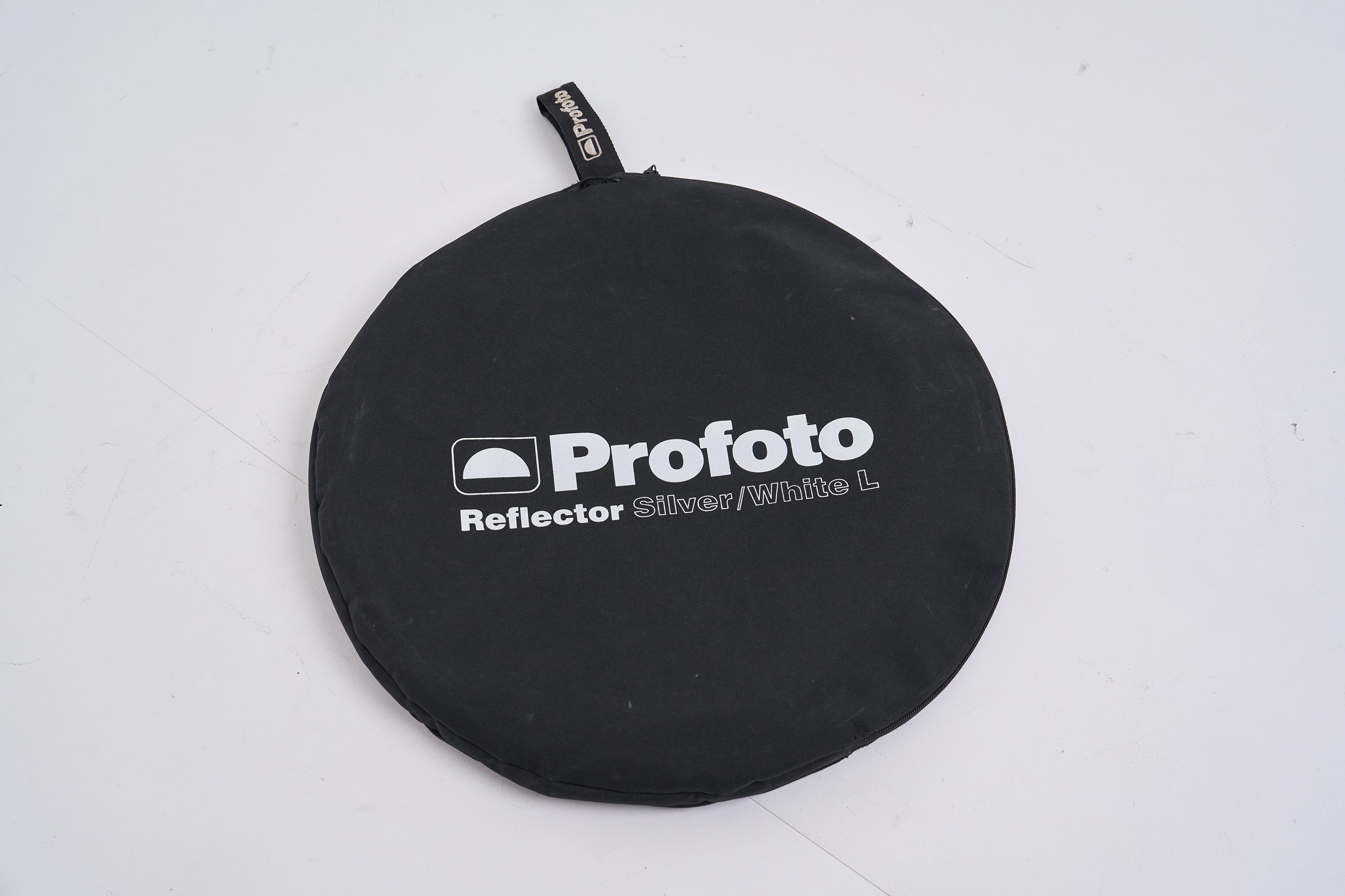 Profoto Collapsible Reflector Silver/White L (120cm/47") (EX DEMO)
