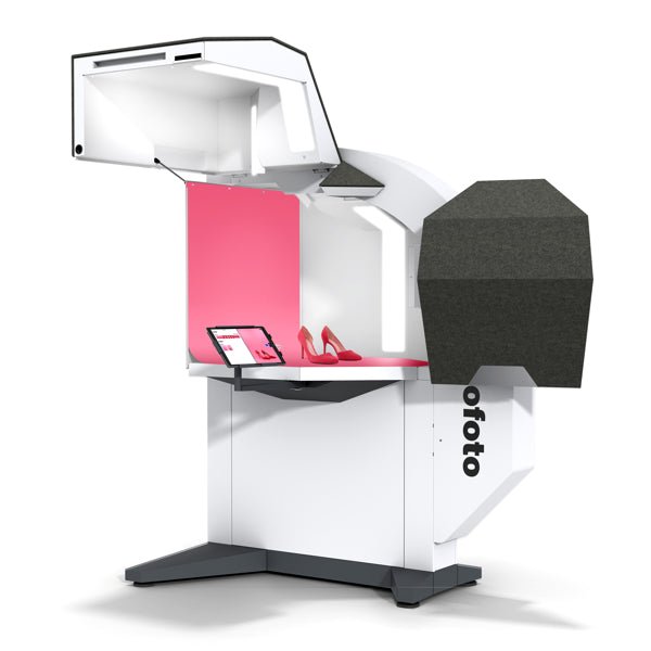 Doors fully open to showcase the high heels inside the Profoto Eclipse II.