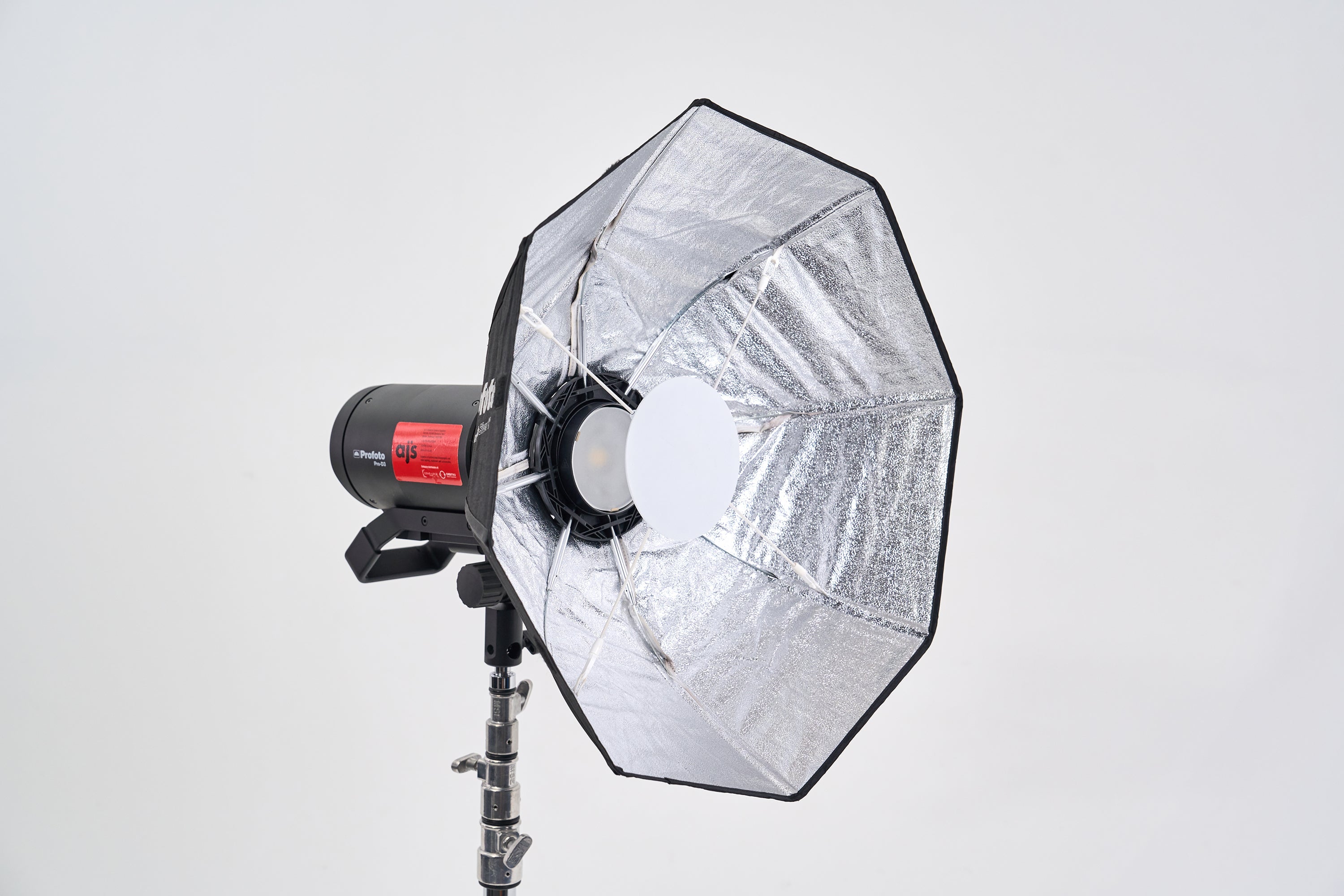 Profoto OCF Beauty Dish Silver 2' (EX DEMO)