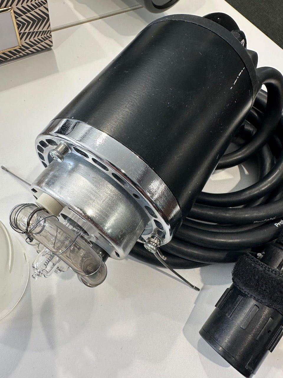 Profoto ProHead UV 250W Flash Head (USED)