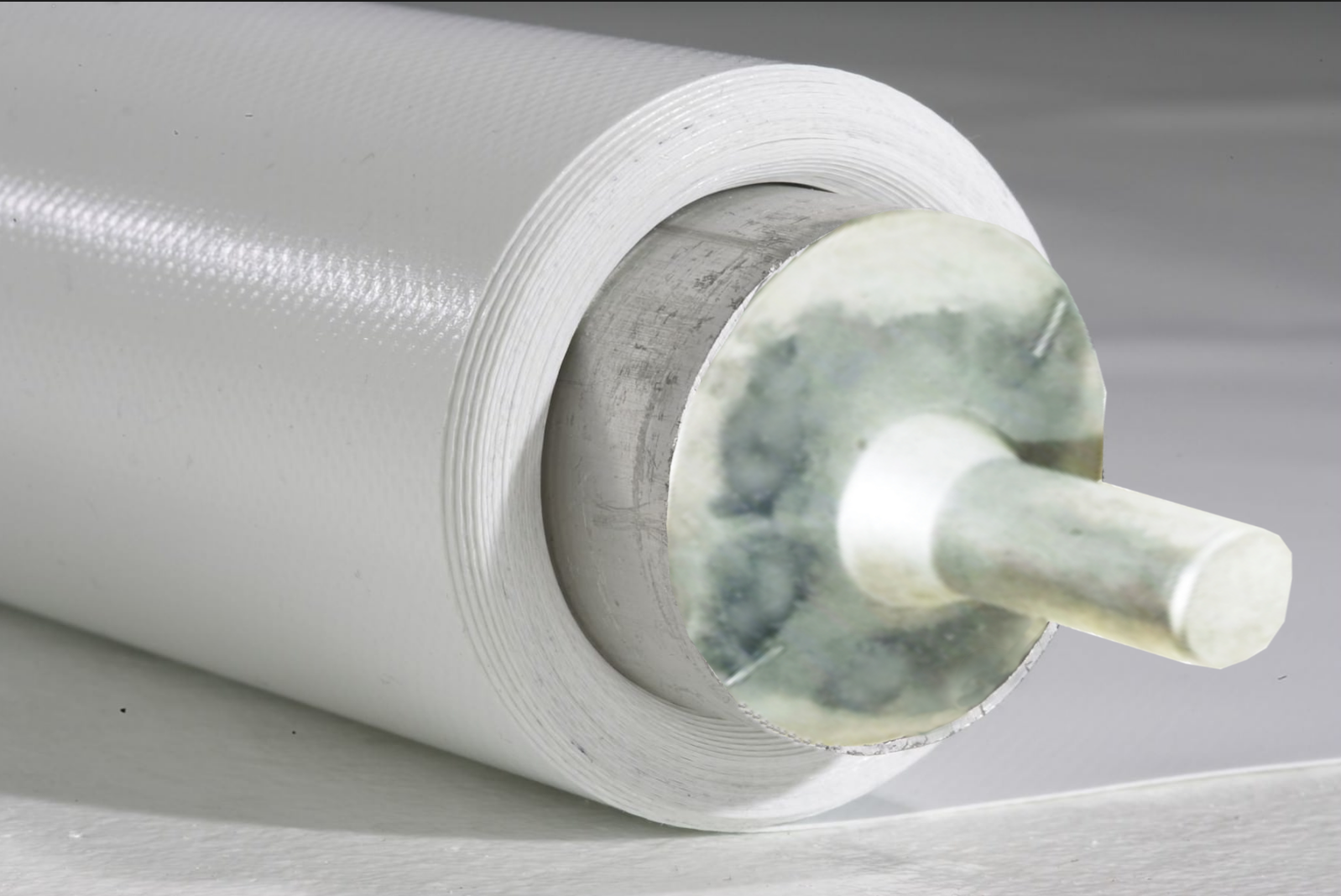 LuxS White Vinyl on 2.75m Rolleasy Roller