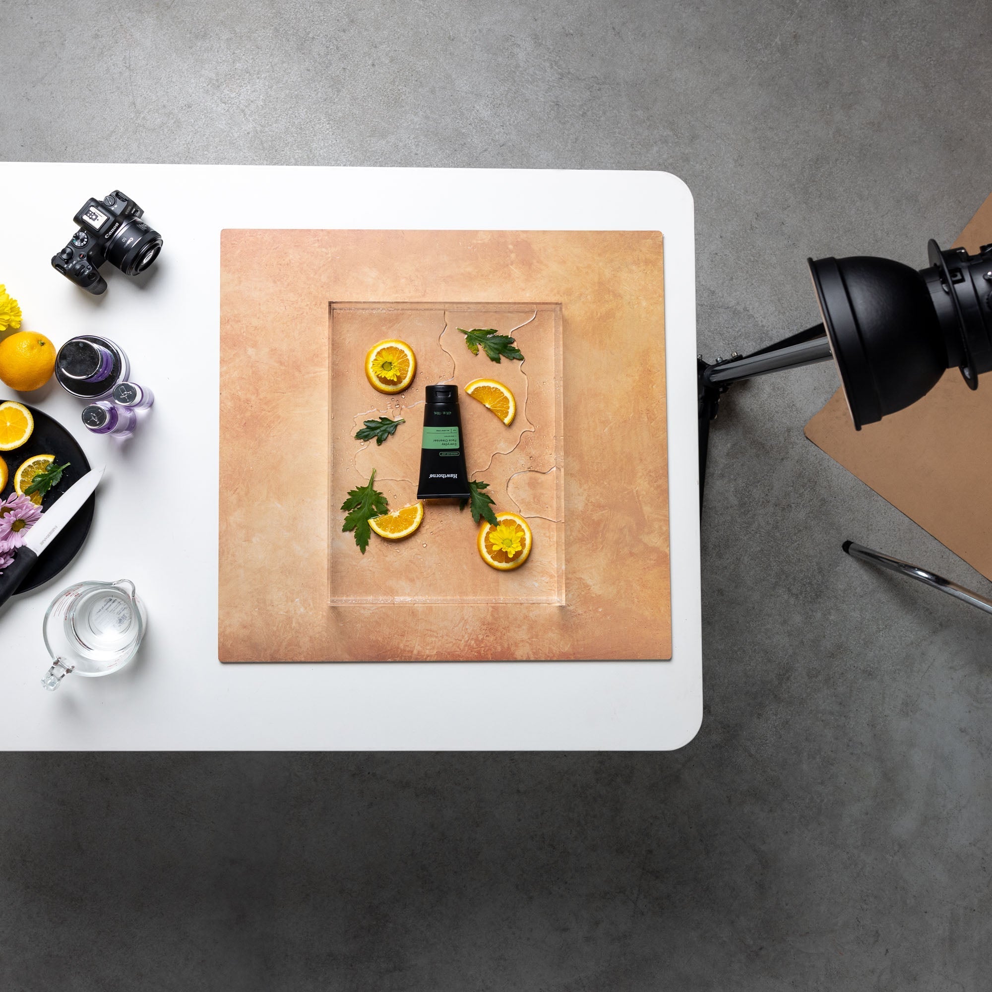 Birds eye view utilising the Aqua Tray from V-Flat World.