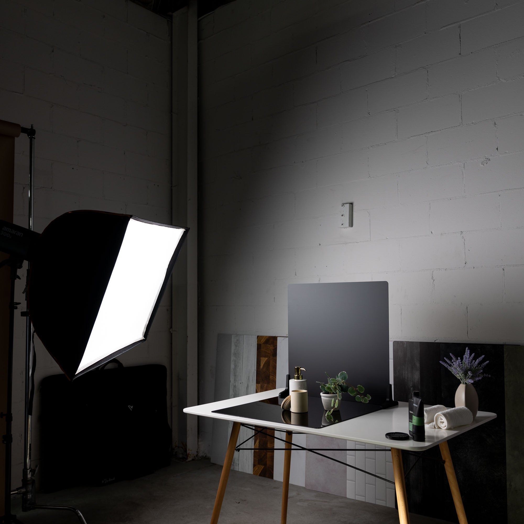 V-Flat Black Gloss/Black Matte Duo Board.