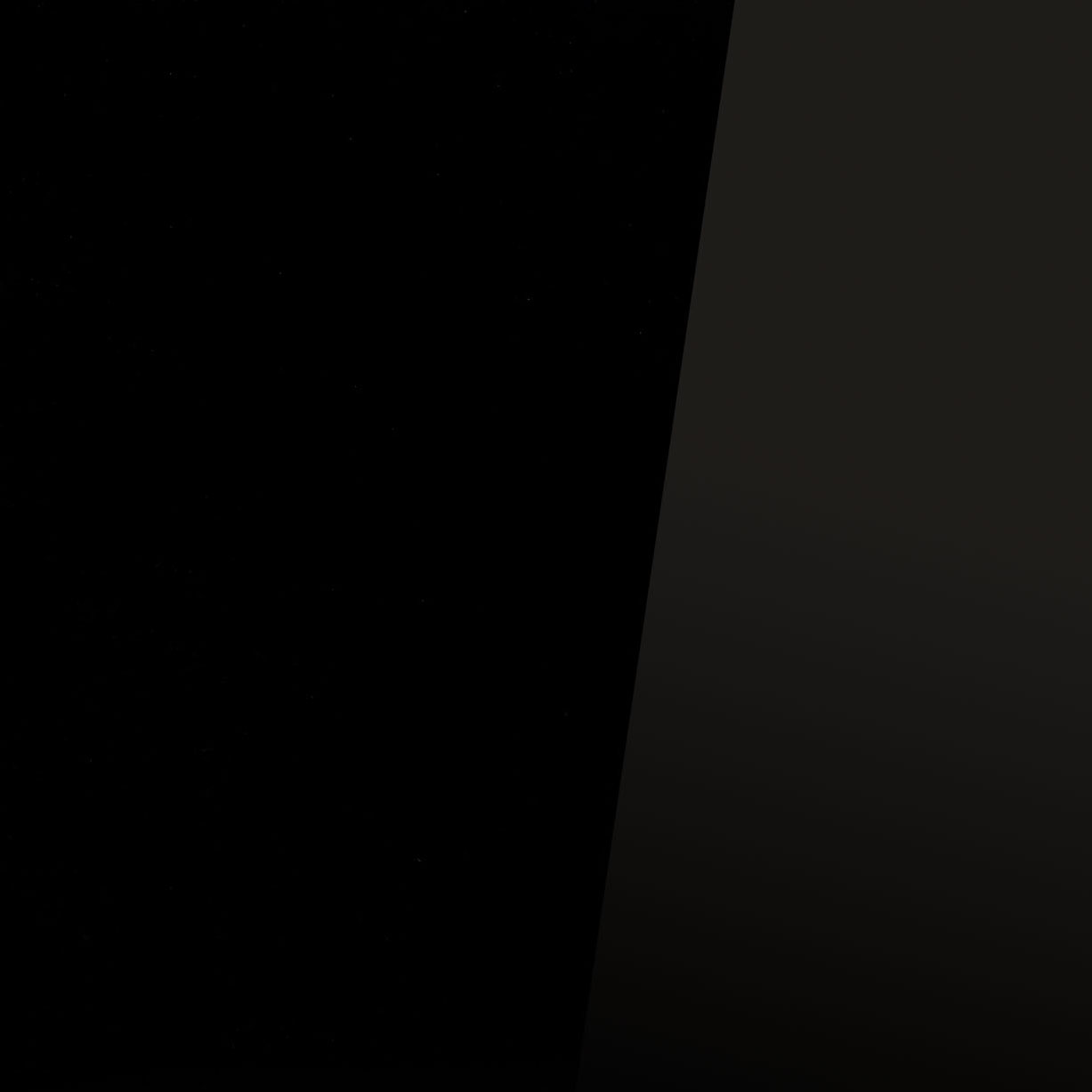 Illustration of the V-flat acrylic matt black/gloss black Duo Board on a black background.