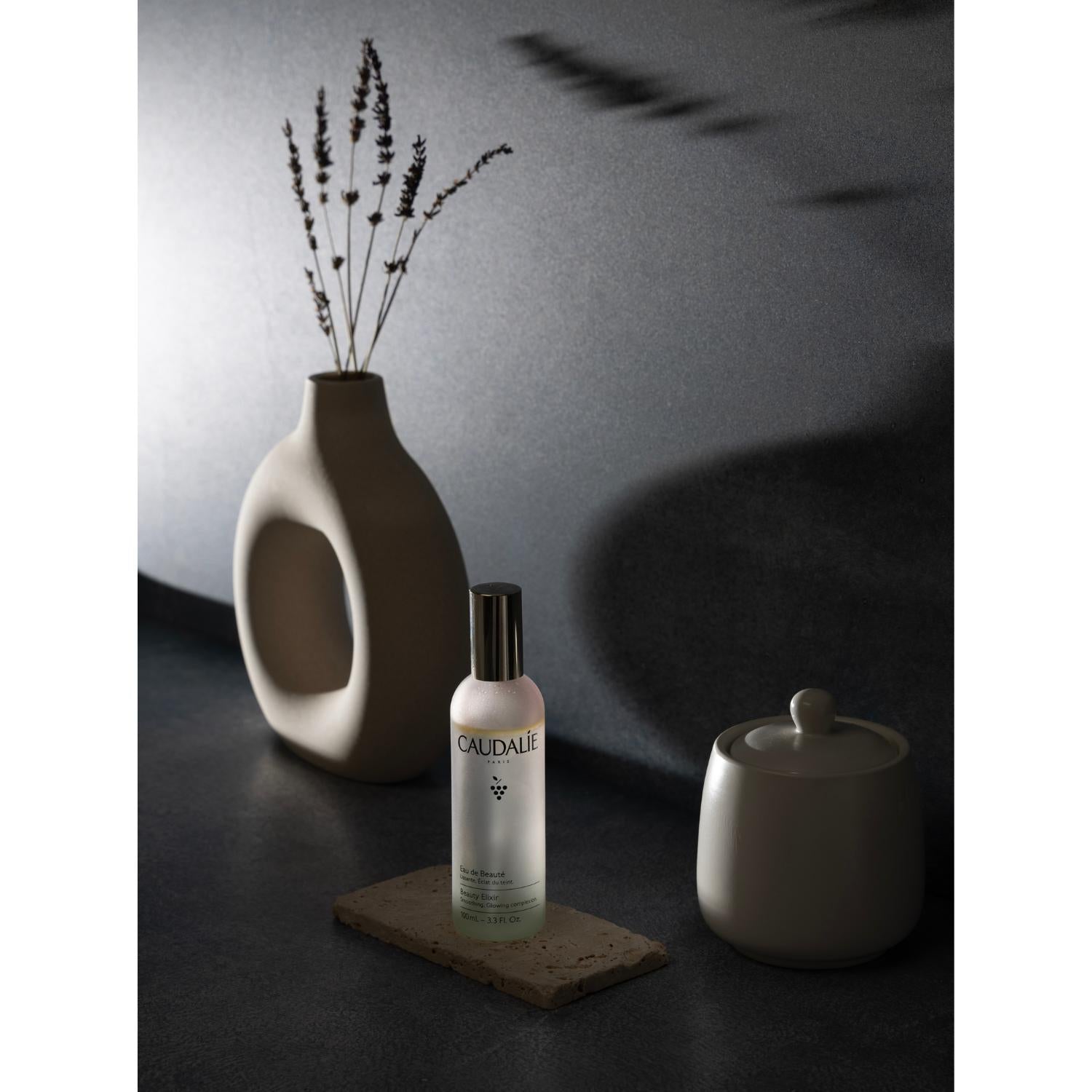 Final image using the V-Flat Coral Wash/90's Blues - XL Duo Board.