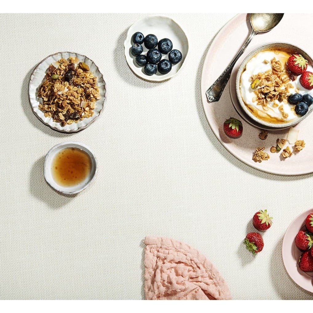 Final photo using the V-Flat Linen White/Linen Cream - XL Duo Board.