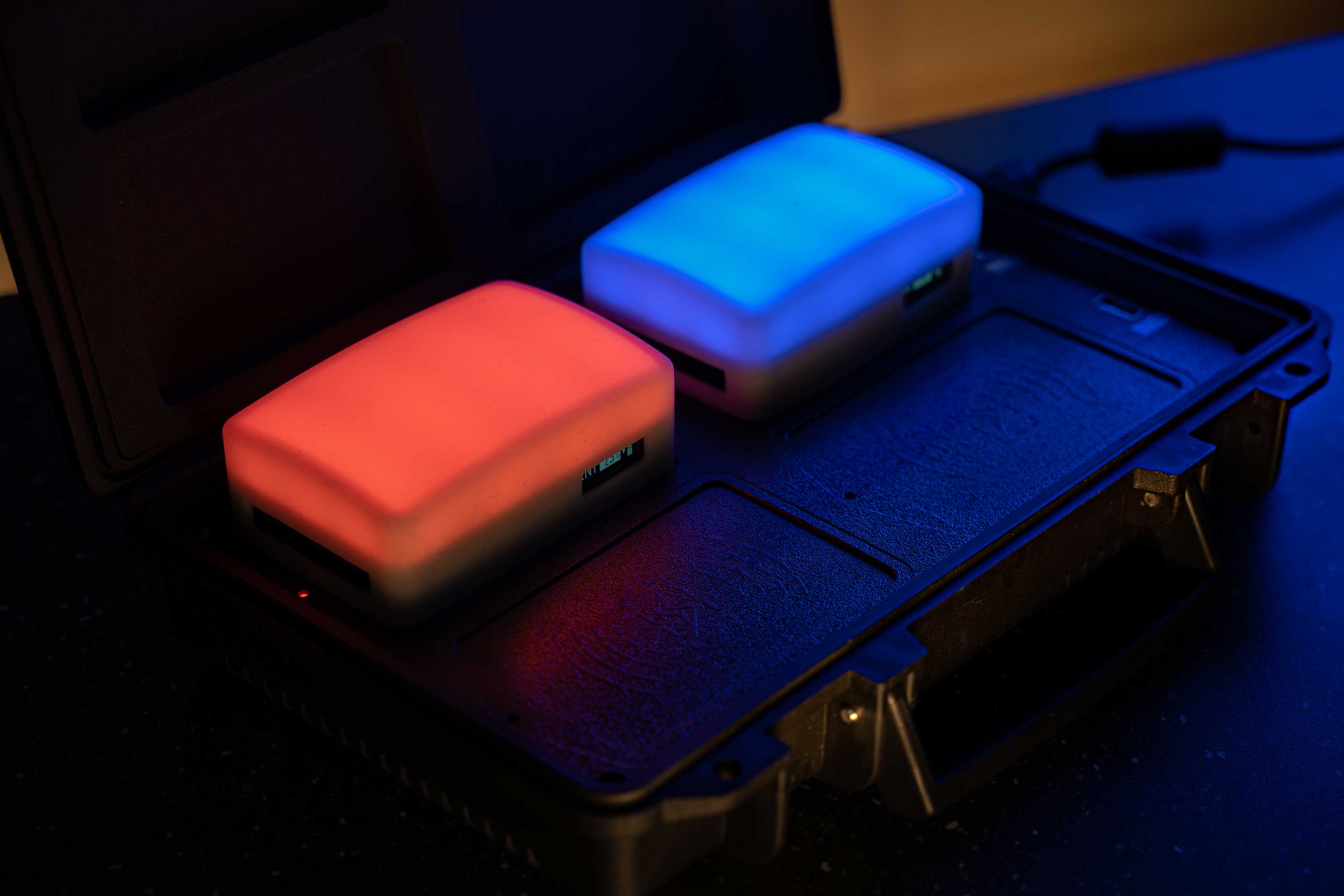 Aputure MC 4-Light Travel Kit (UK Version) (OPEN BOX).