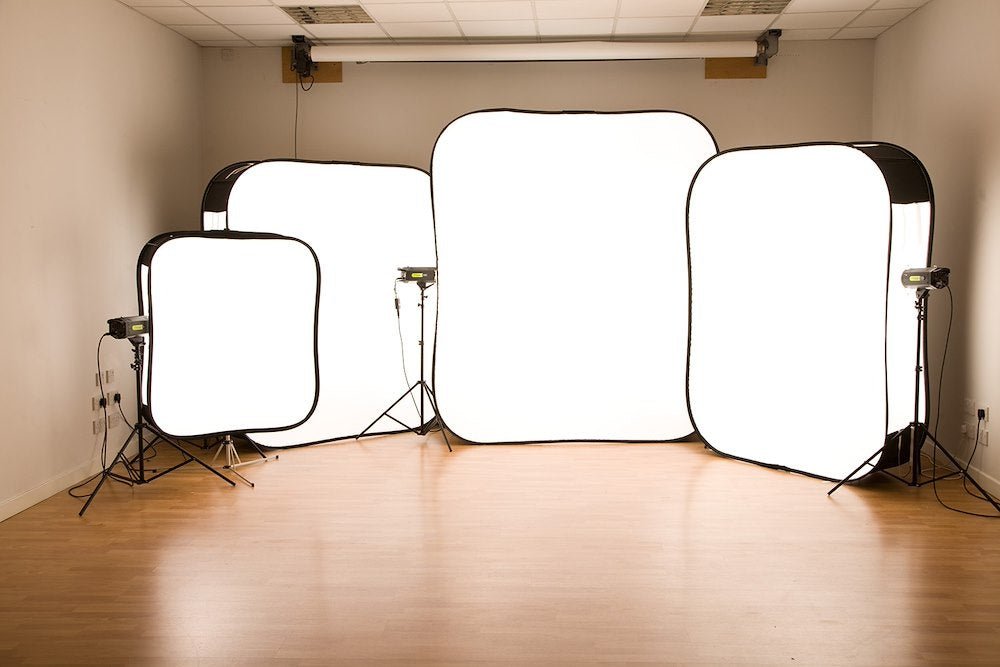 A selection of the different sizes of the Lastolite Hilite White Background lights.