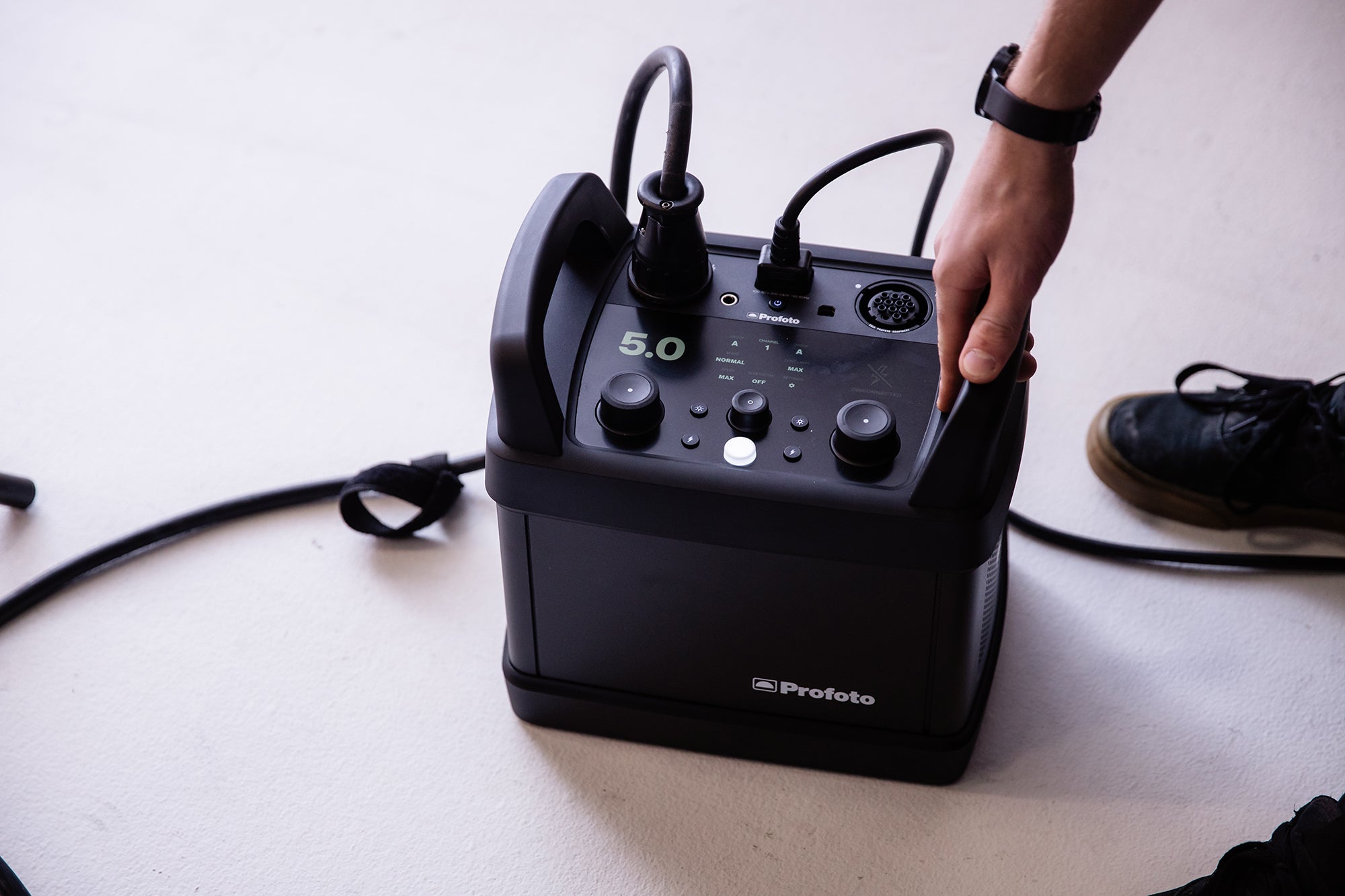 Profoto Pro-11 2400 AirTTL Studio Pack being utilised on location.