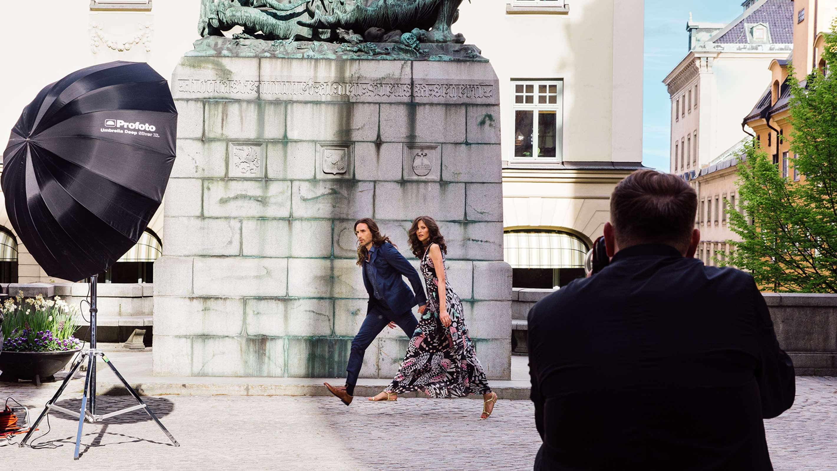 Profoto Umbrella Deep Silver out on a photo shoot