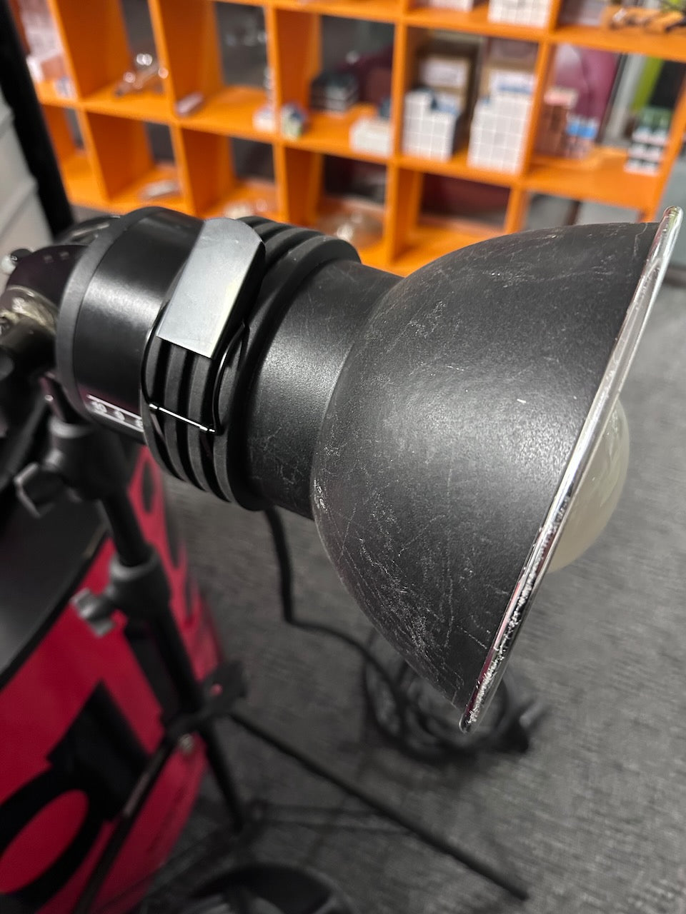 Profoto ProHead UV 500W Flash Head with Magnum Reflector (USED)