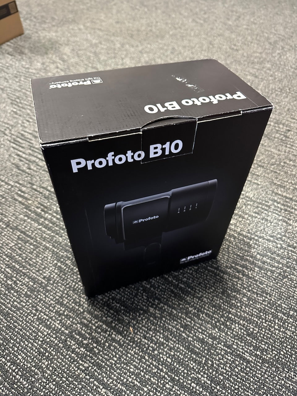 Profoto B10 (Ex-Demo Unit)