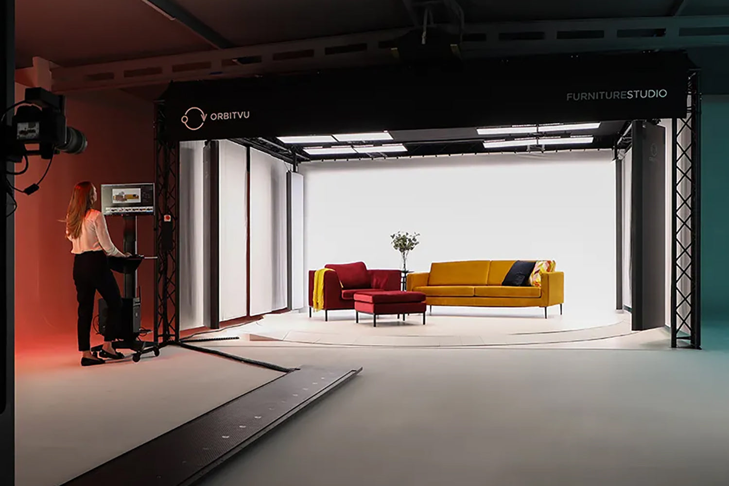 Orbitvu E-Comm Studio + with sofas on the 360-degree turn table. 