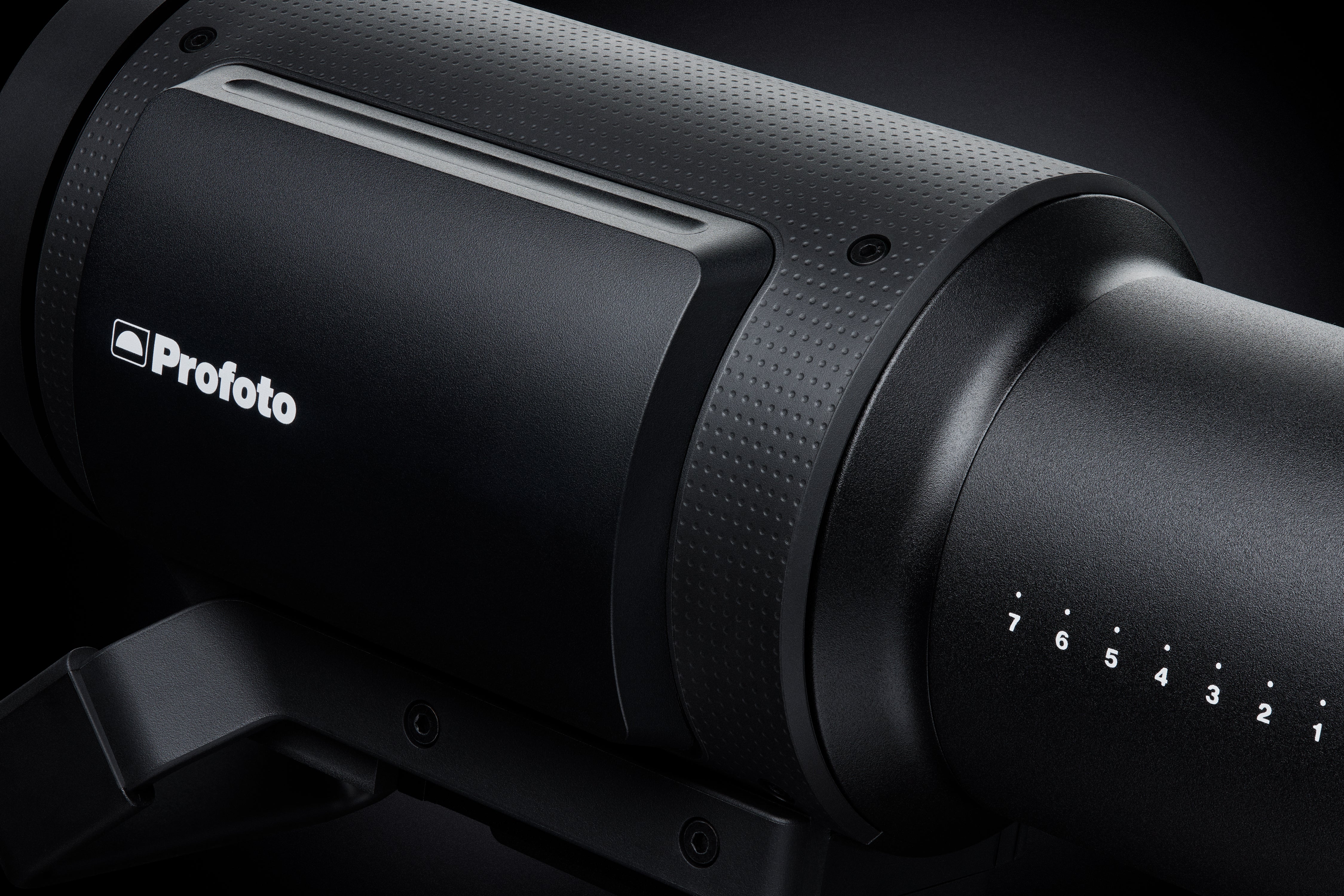 Profoto Pro-B3 Hero image, font left detail shot. 