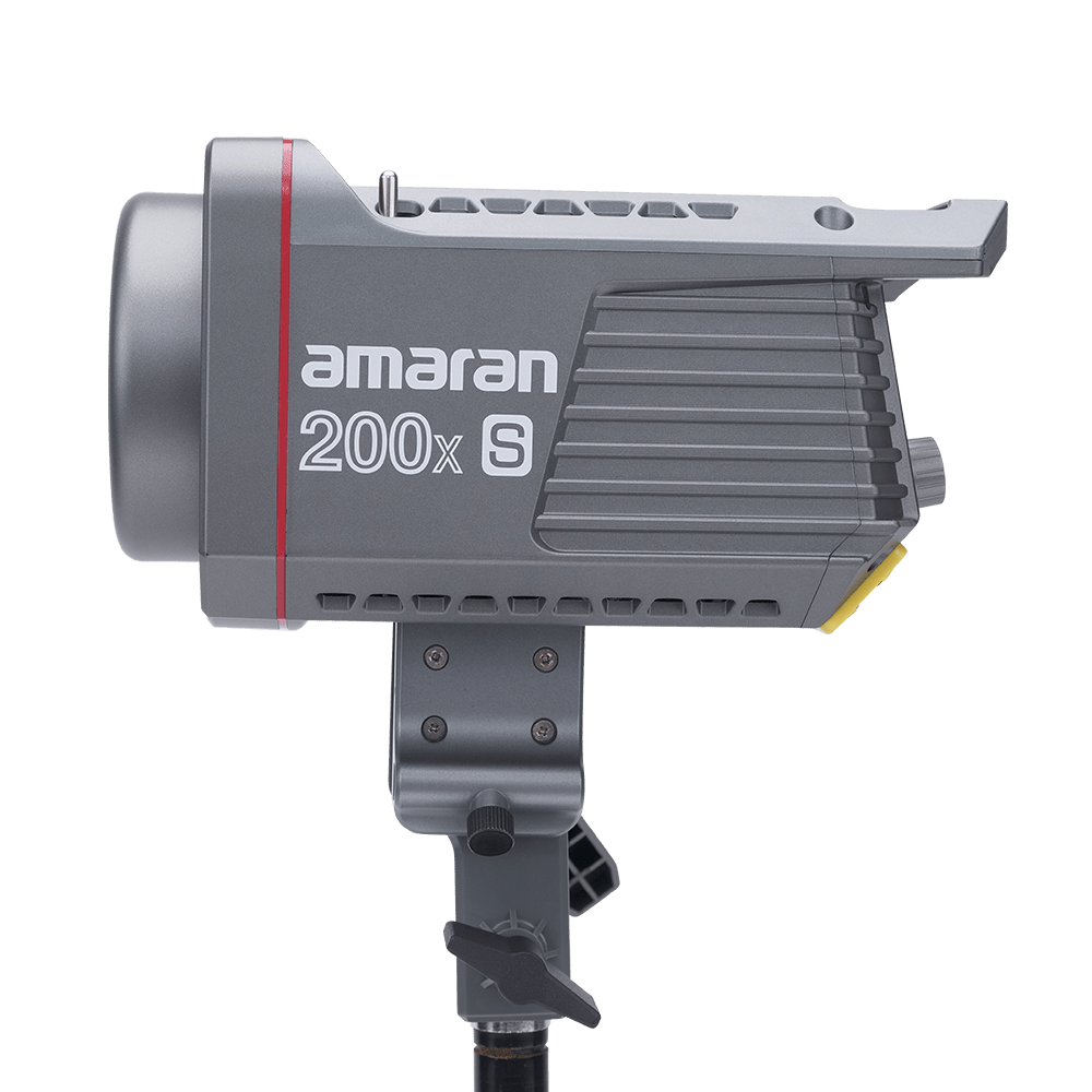 Side view of Amaran 200x S on a transparent background. 