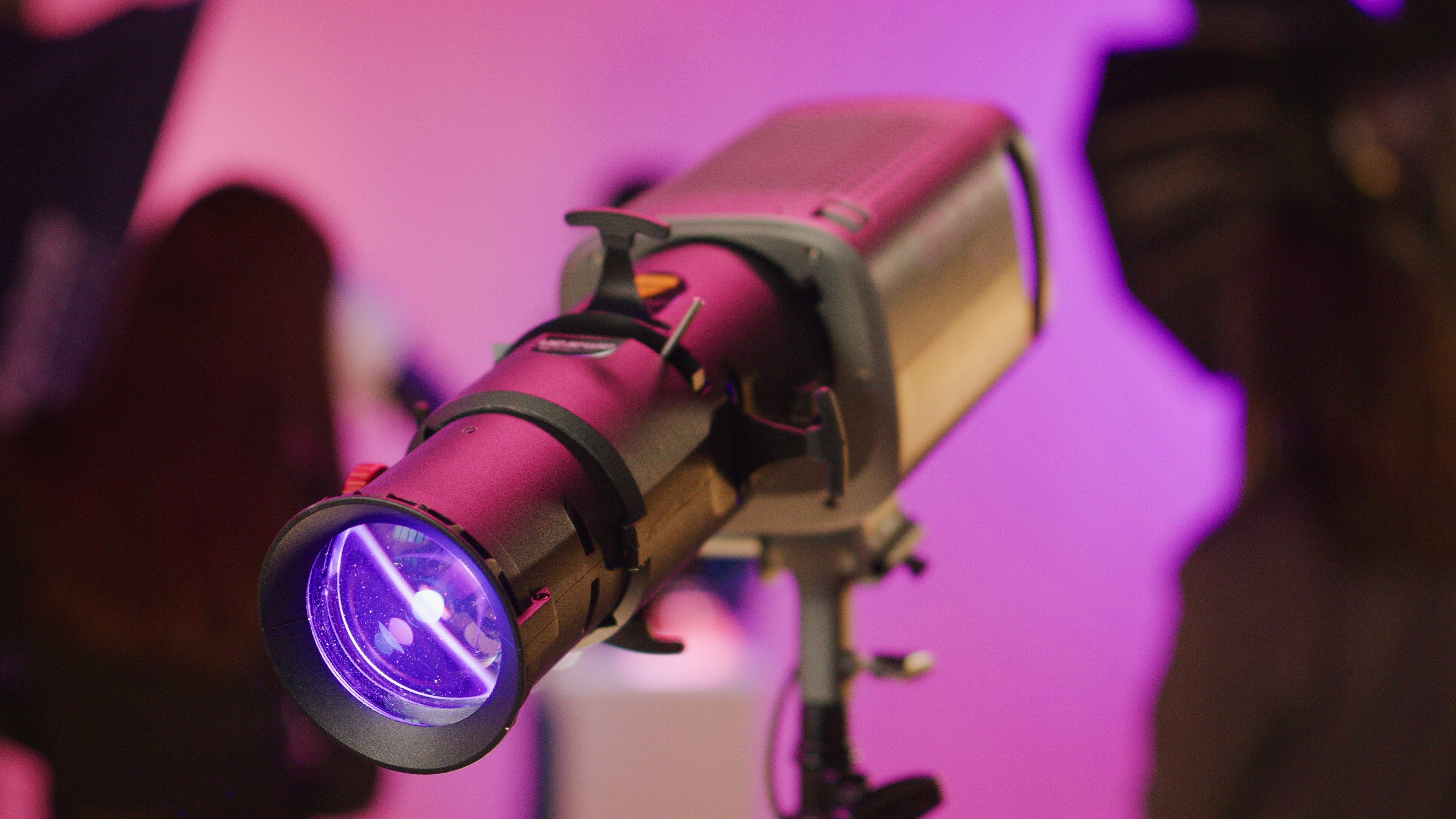 Lifestyle image using an amaran Spotlight SE (19° Lens Kit) with a light fixture.