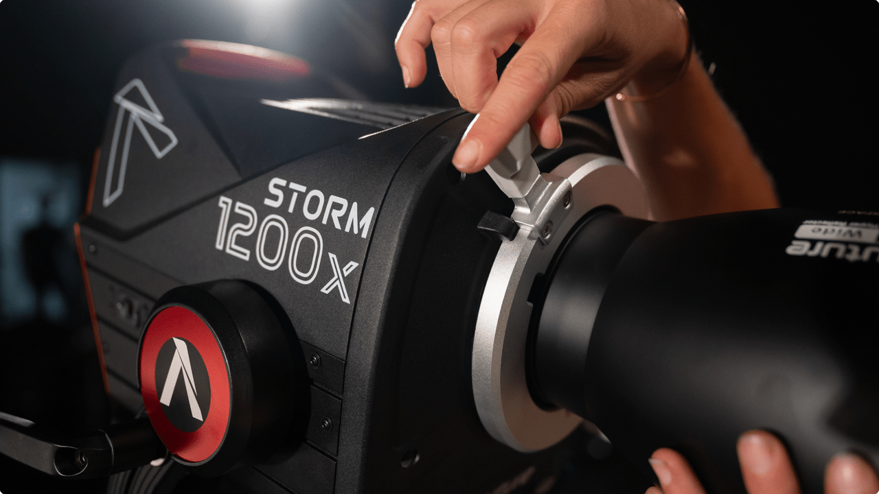 Aputure STORM 1200X (UK)