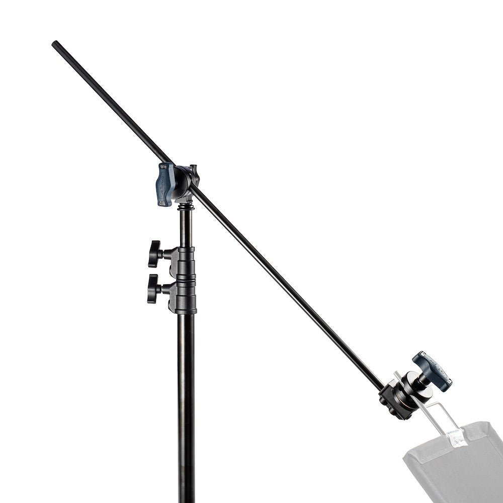 Avenger C-Stand with arm. 