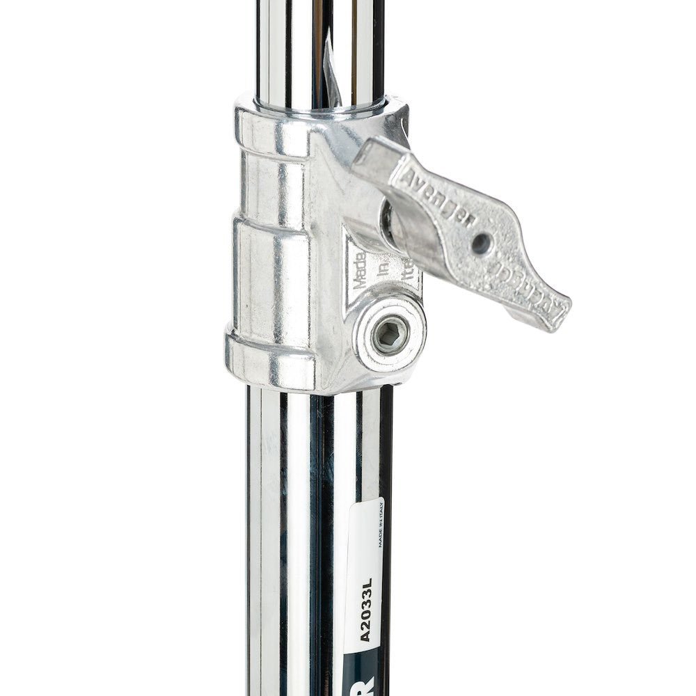 Avenger Chrome C-Stand 33, A2033L lighting stand, showing one of the locking knobs in detail on a white background. 