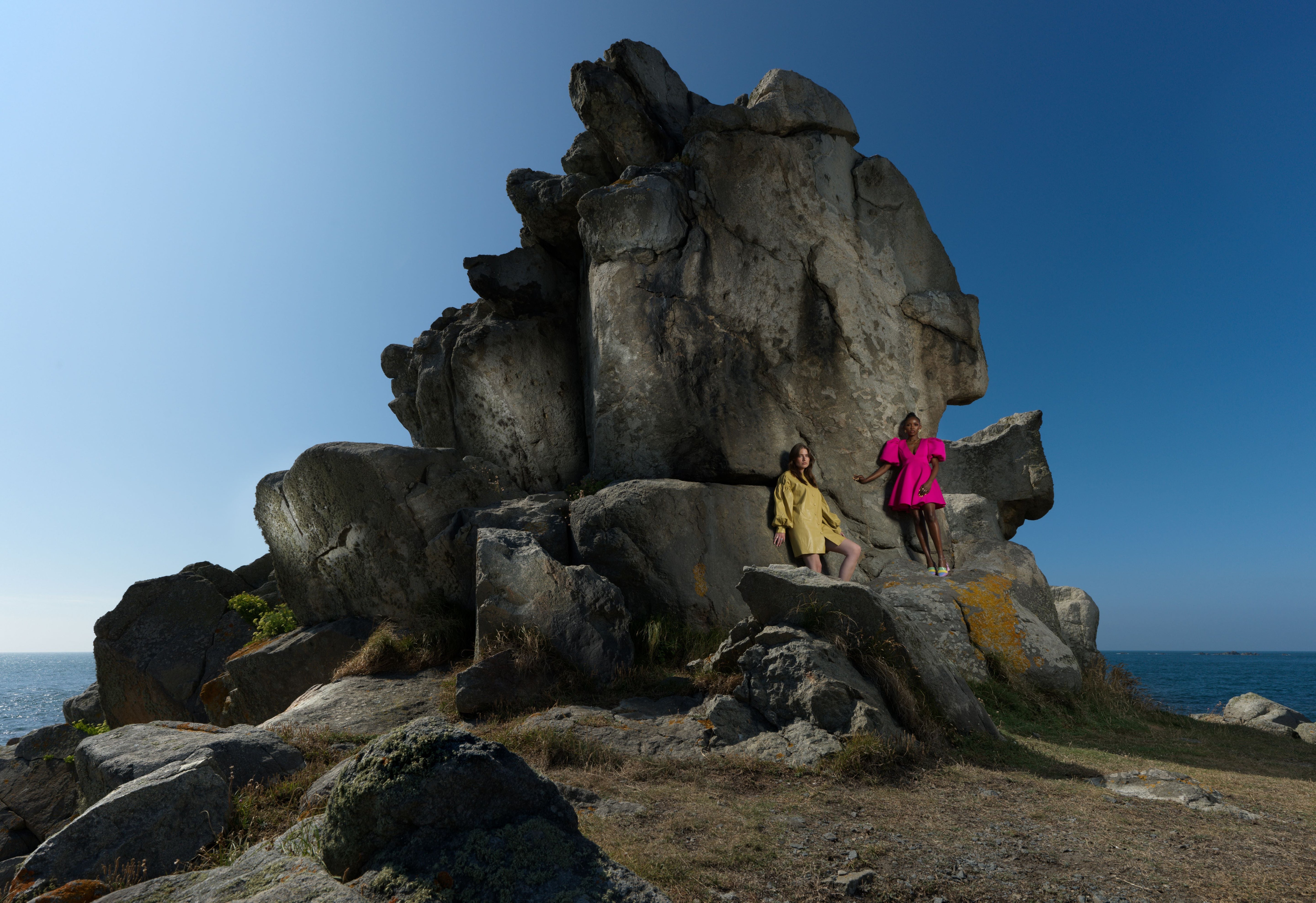 Final image utilising the Broncolor 800 L Monolight to direct light in a sunny coastal environment.