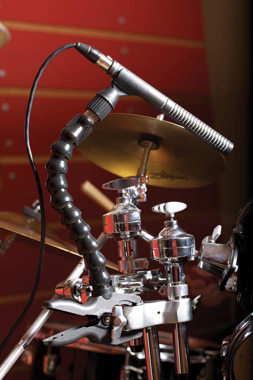 Close-up of Dinkum FlexiMount™ capturing audio from a drum set.