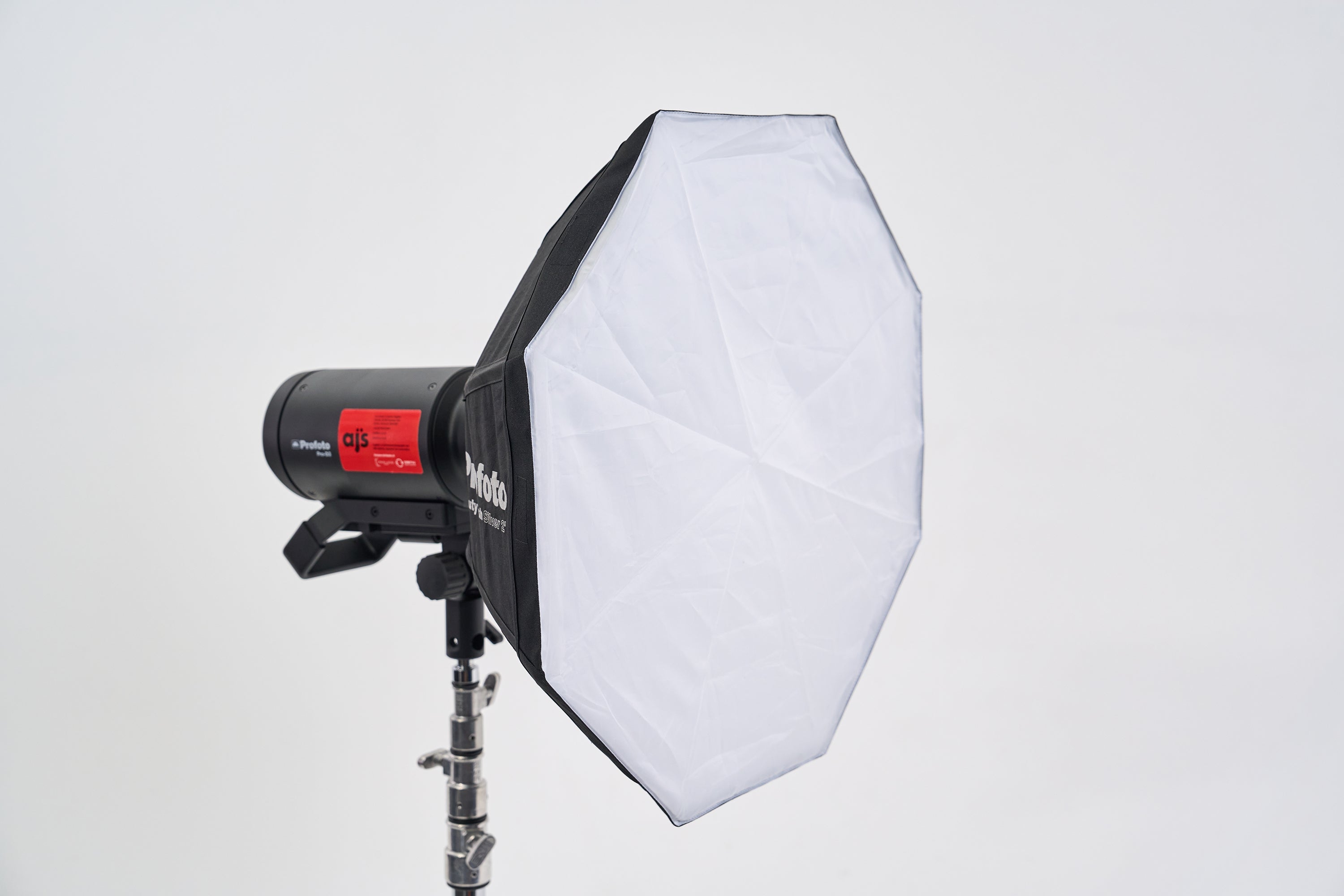 Profoto OCF Beauty Dish Silver 2' (EX DEMO)