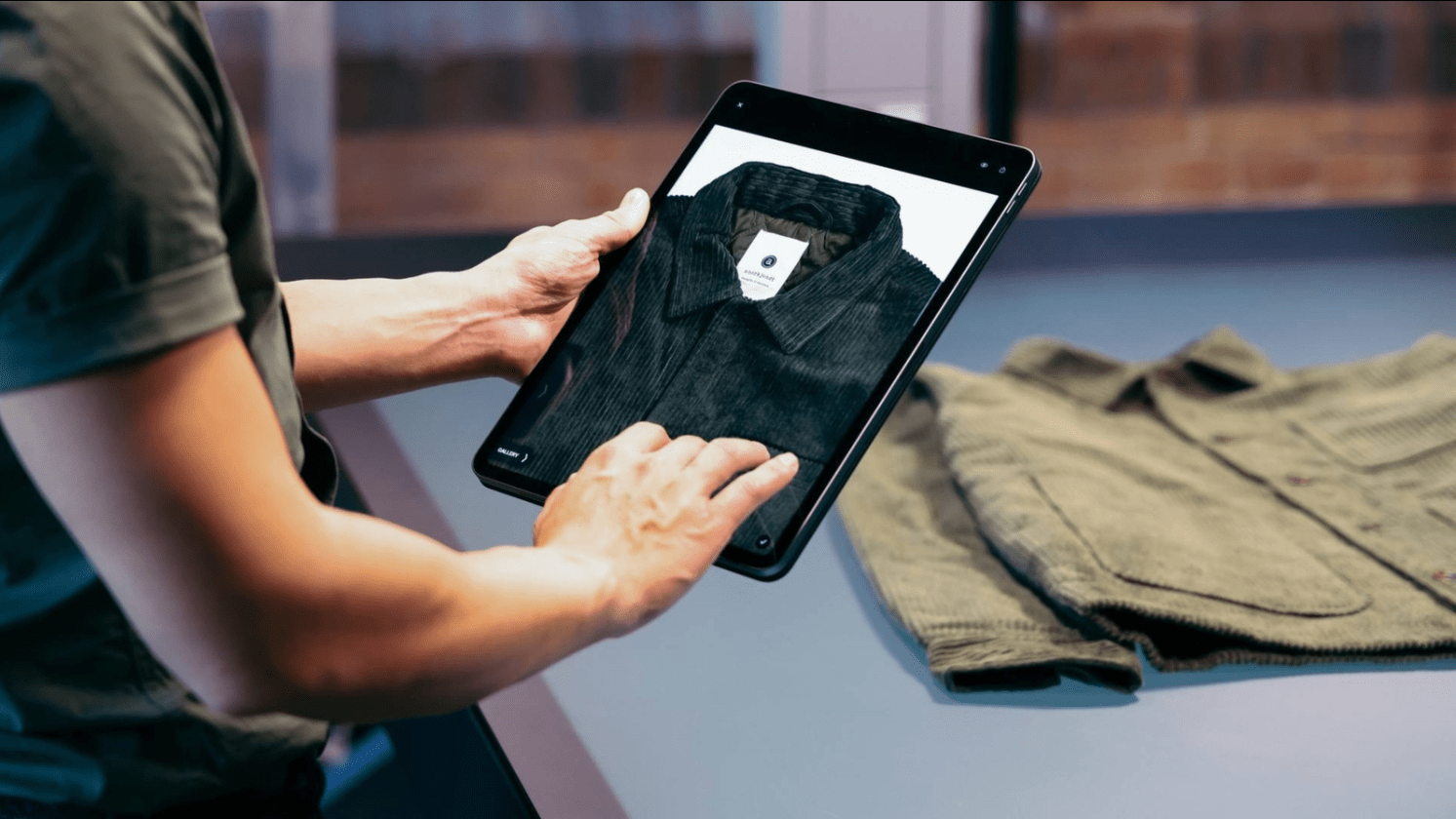 The iPad being used to adjust the lighting on a Profoto StyleShoots Horizontal.