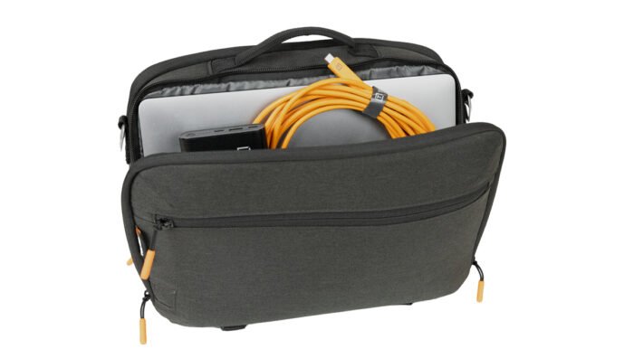 All necessary components packed in the Tether Tools AeroTrac Carrying Case.