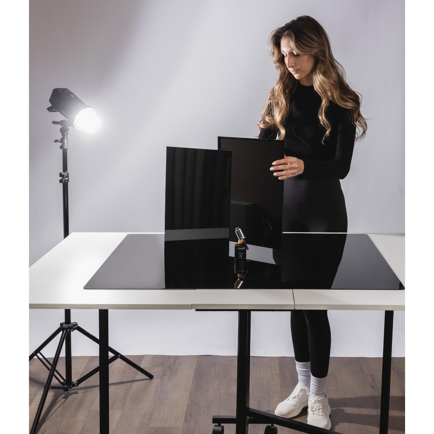 V-Flat Black Gloss/Black Matte - XL Duo Board being operated.