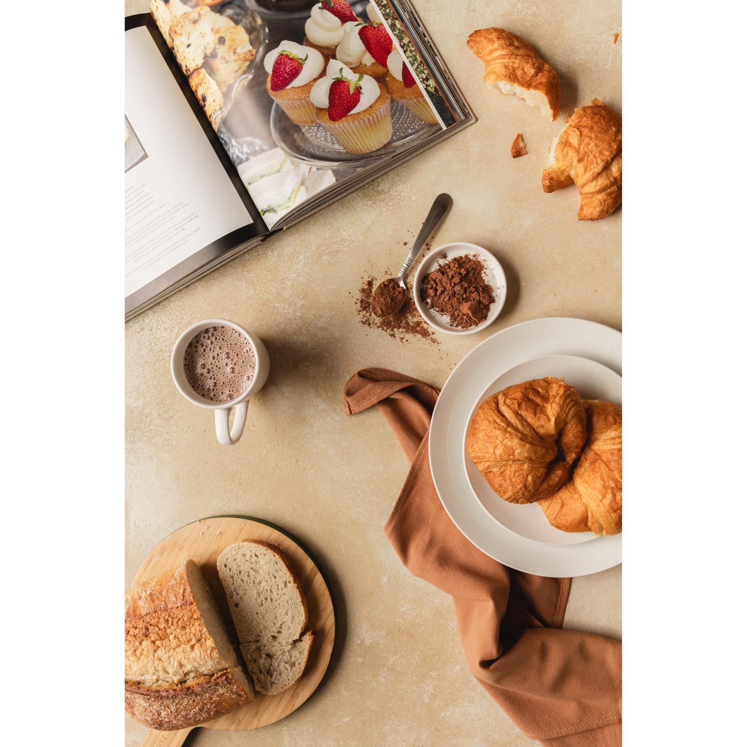 Final image using a V-Flat Miami Sky/Sahara Sand - XL Duo Board.