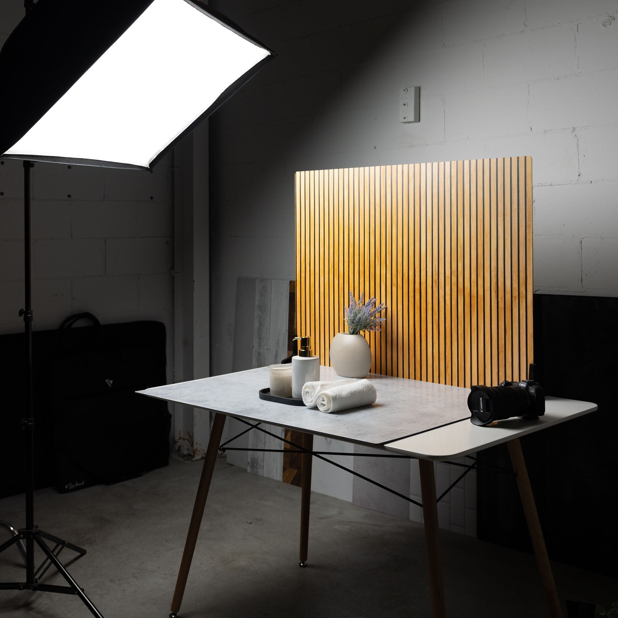 A studio environment utilising a V-Flat Wood Slats Light/Wood Slats Dark - XL Duo Board.