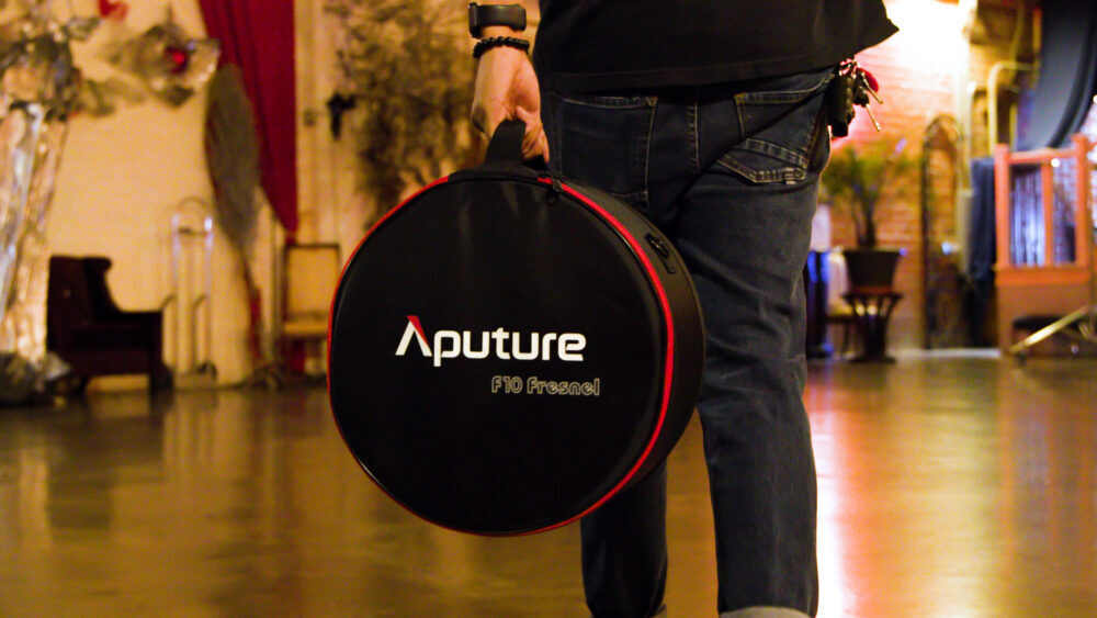 Case for Aputure F10 Fresnel. 