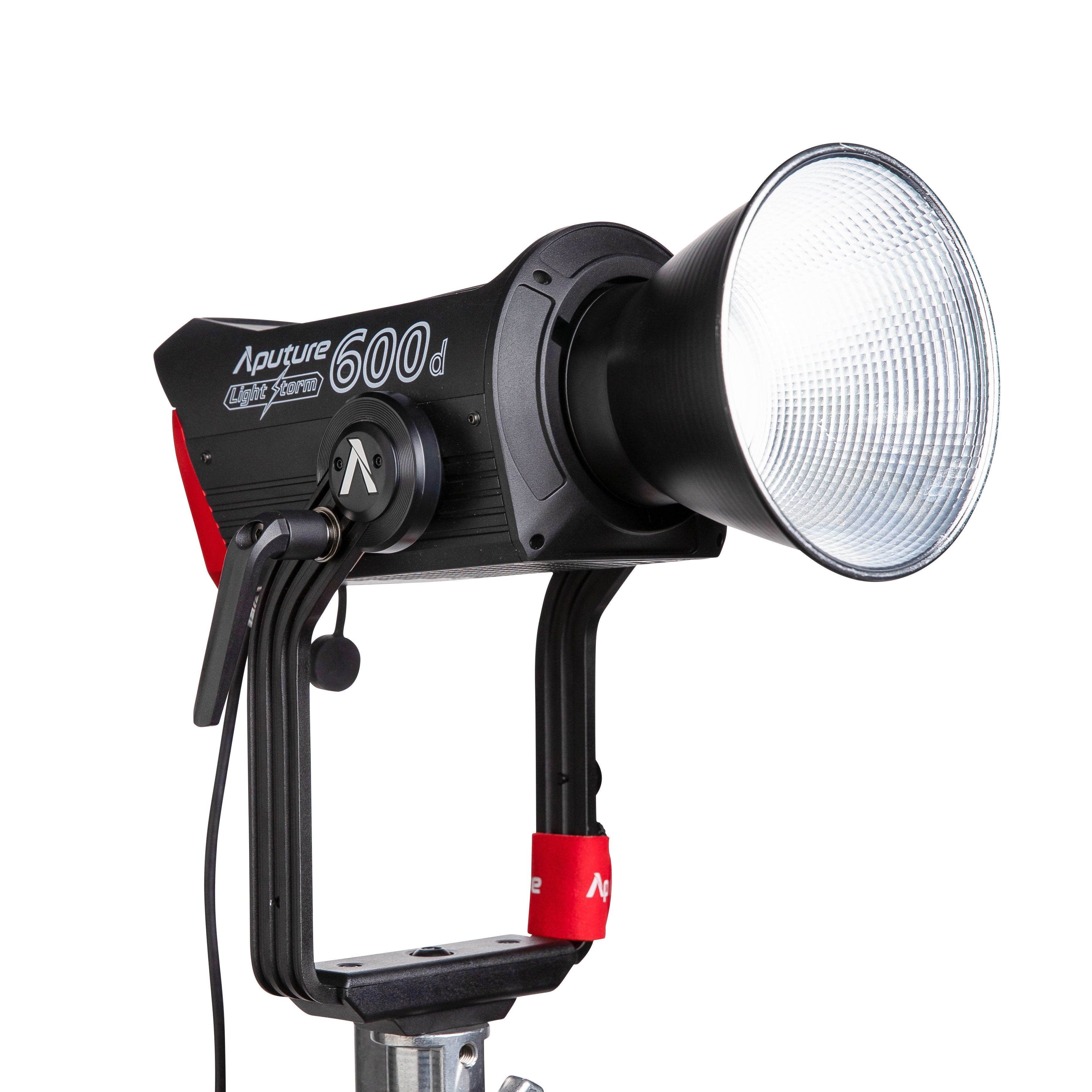 Aputure LS 600d LED CoB Light