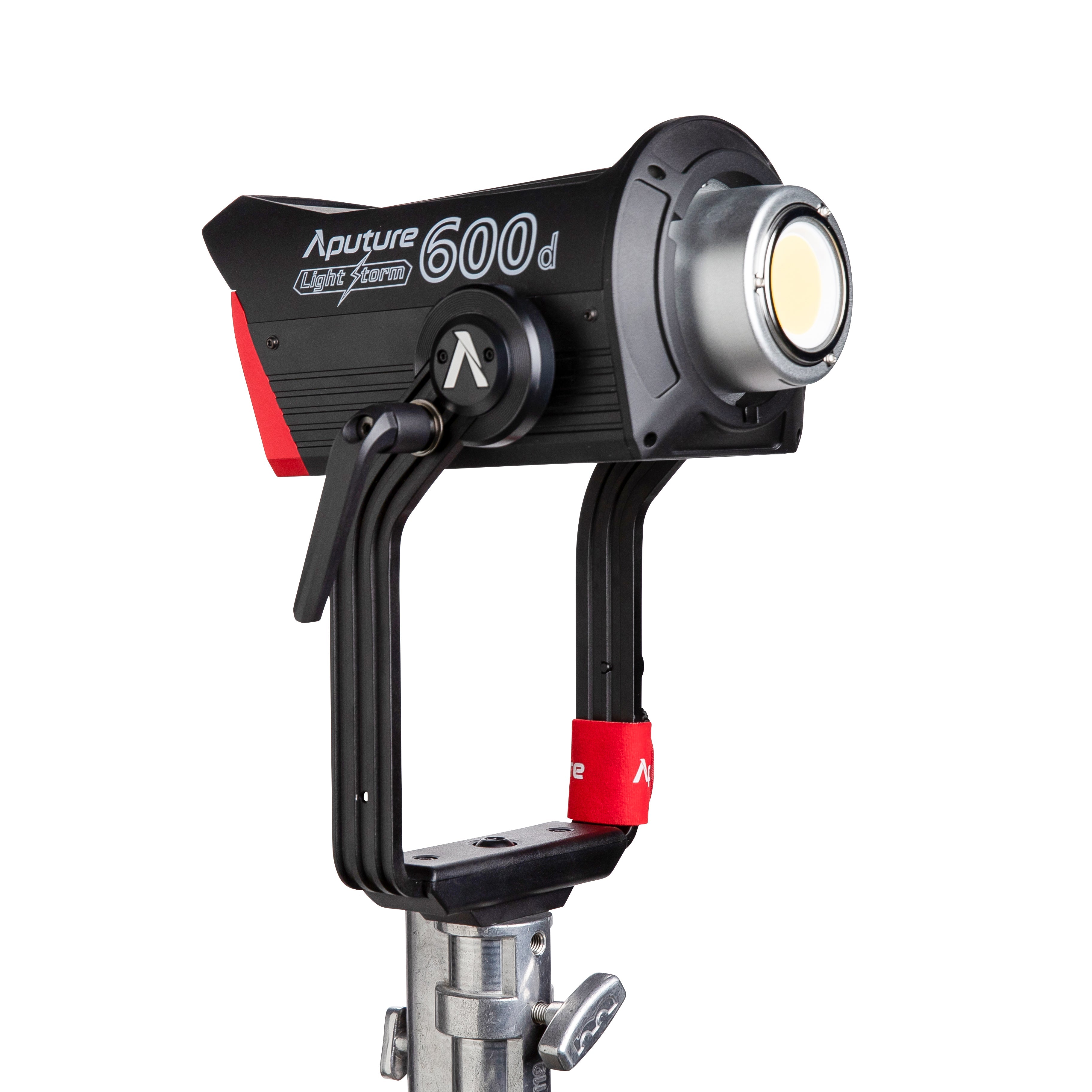 Aputure LS 600d LED CoB Light