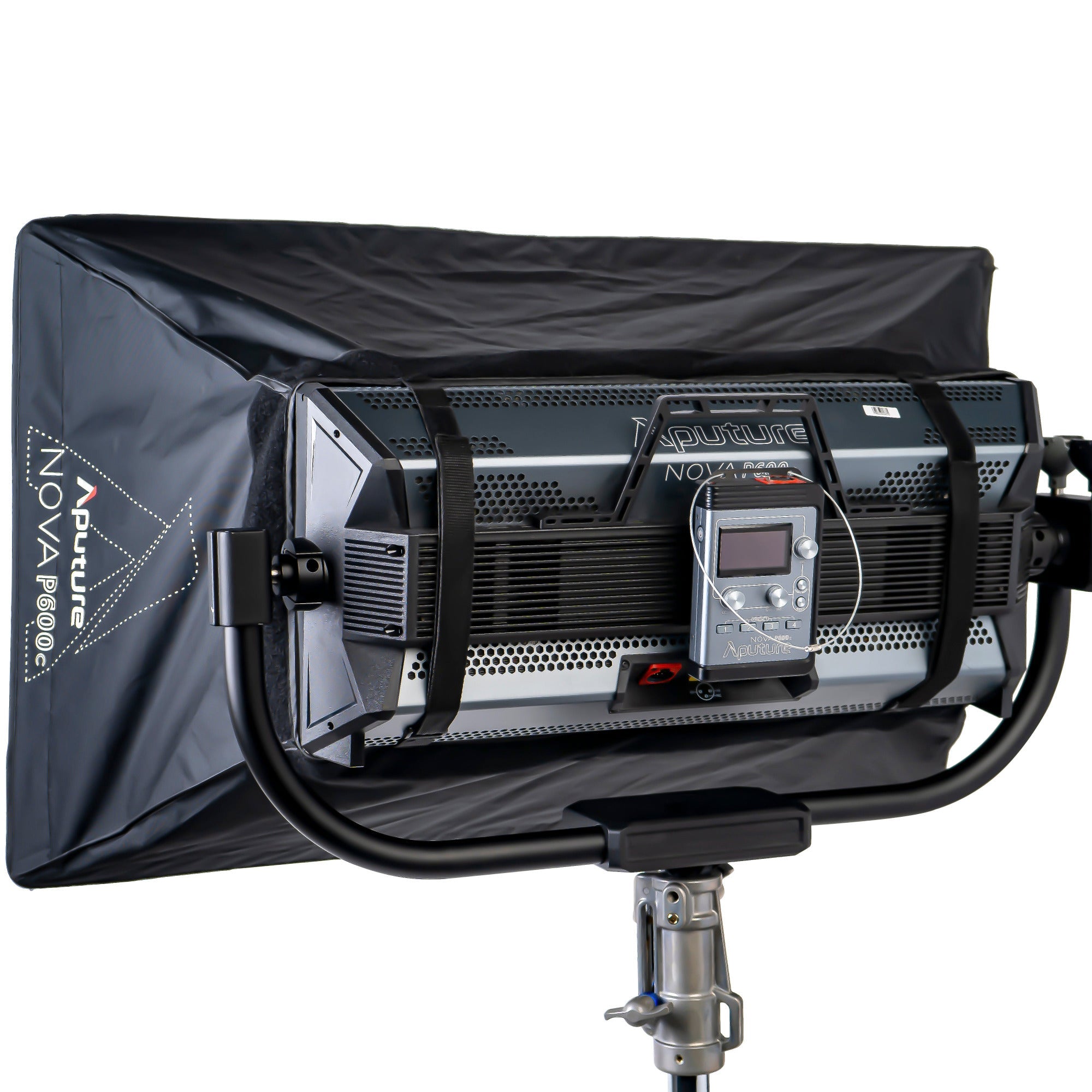 Aputure Nova P600c Softbox and Grid