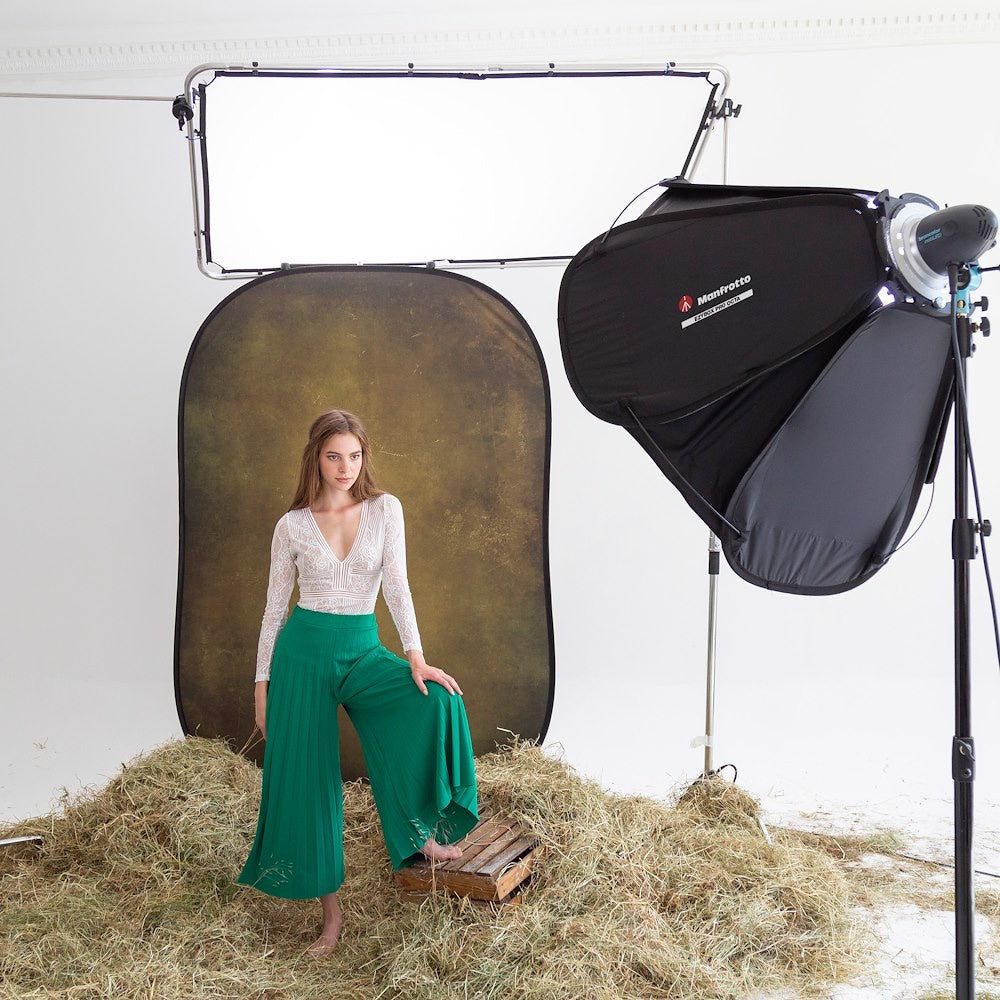Vintage Collapsible Background 1.5 x 2.1m Tobacco/Olive being used in a photo shoot
