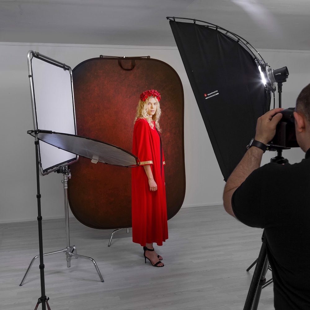 Manfrotto Lastolite Vintage Collapsible 1.5 x 2.1m Aubergine/Crimson being used on a photo shoot